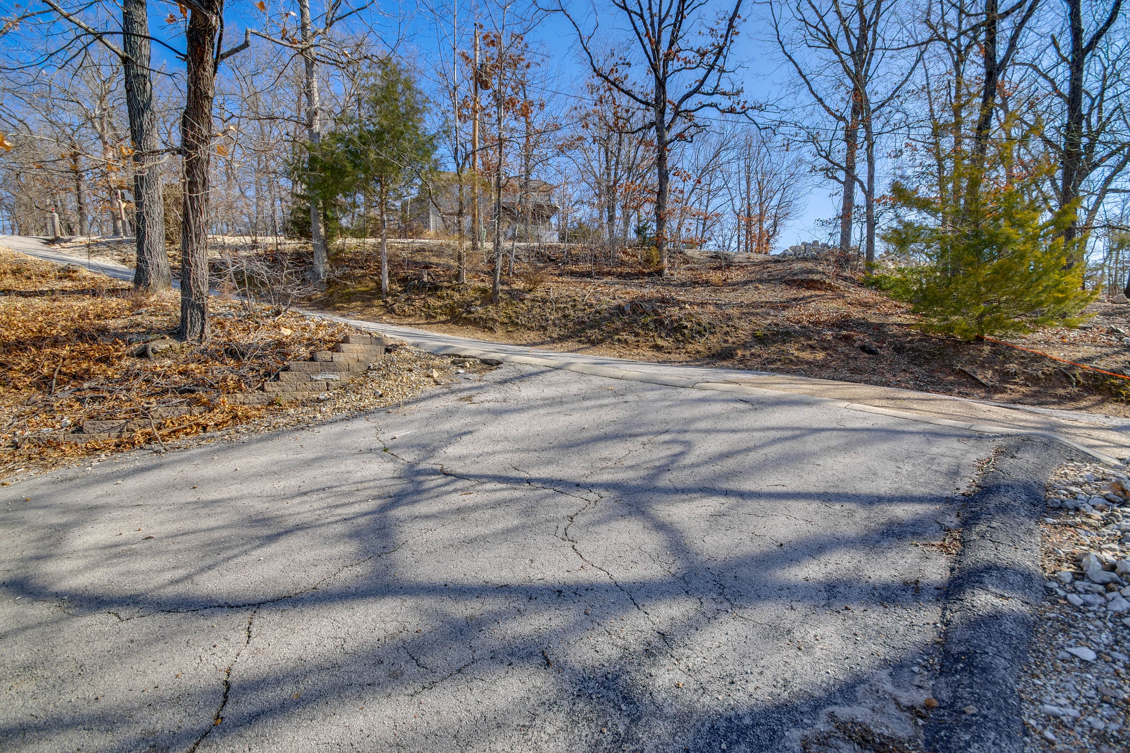 Driveway Parking | 4 Vehicles