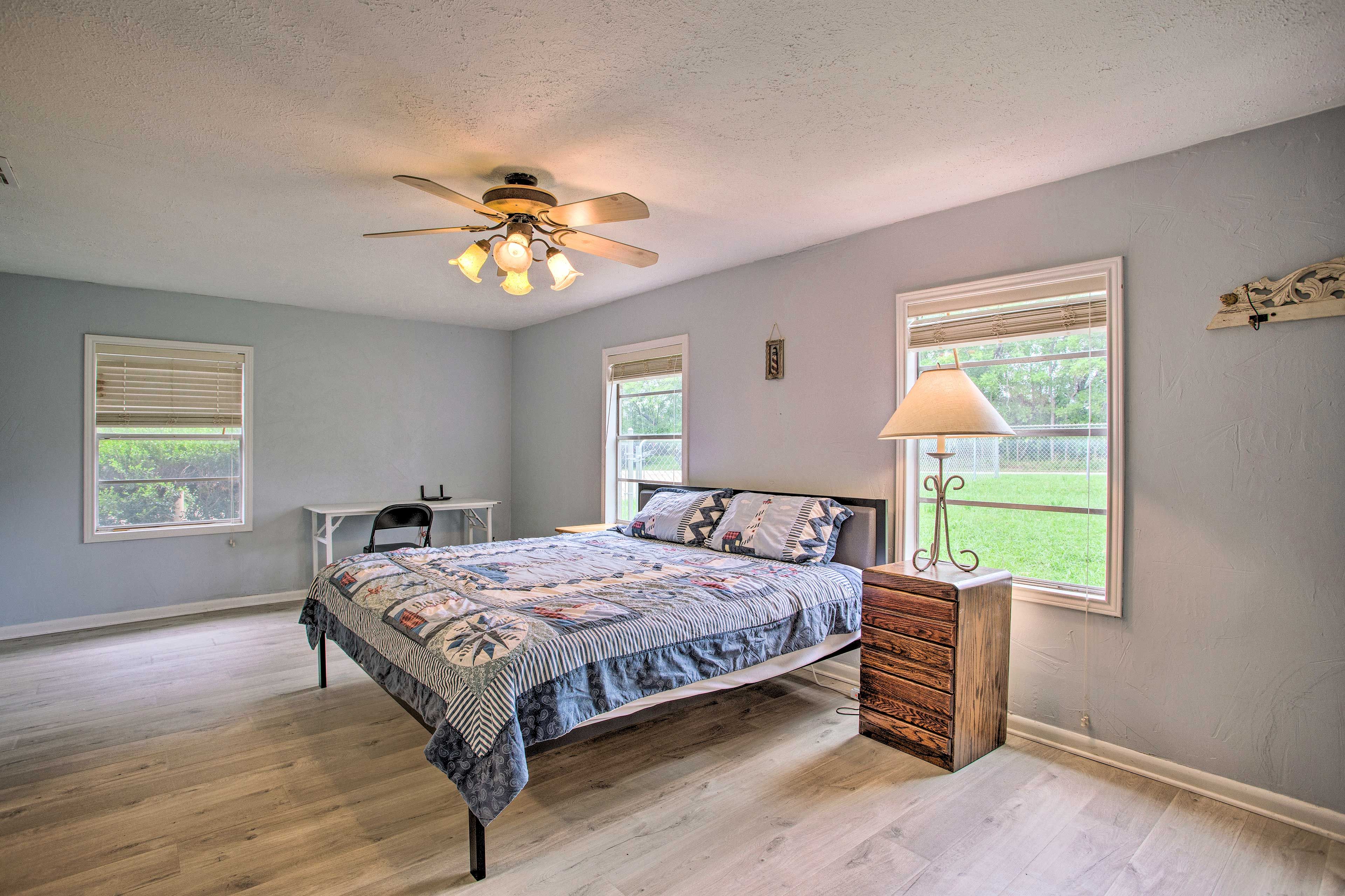 Bedroom 1 | King Bed | Linens Provided