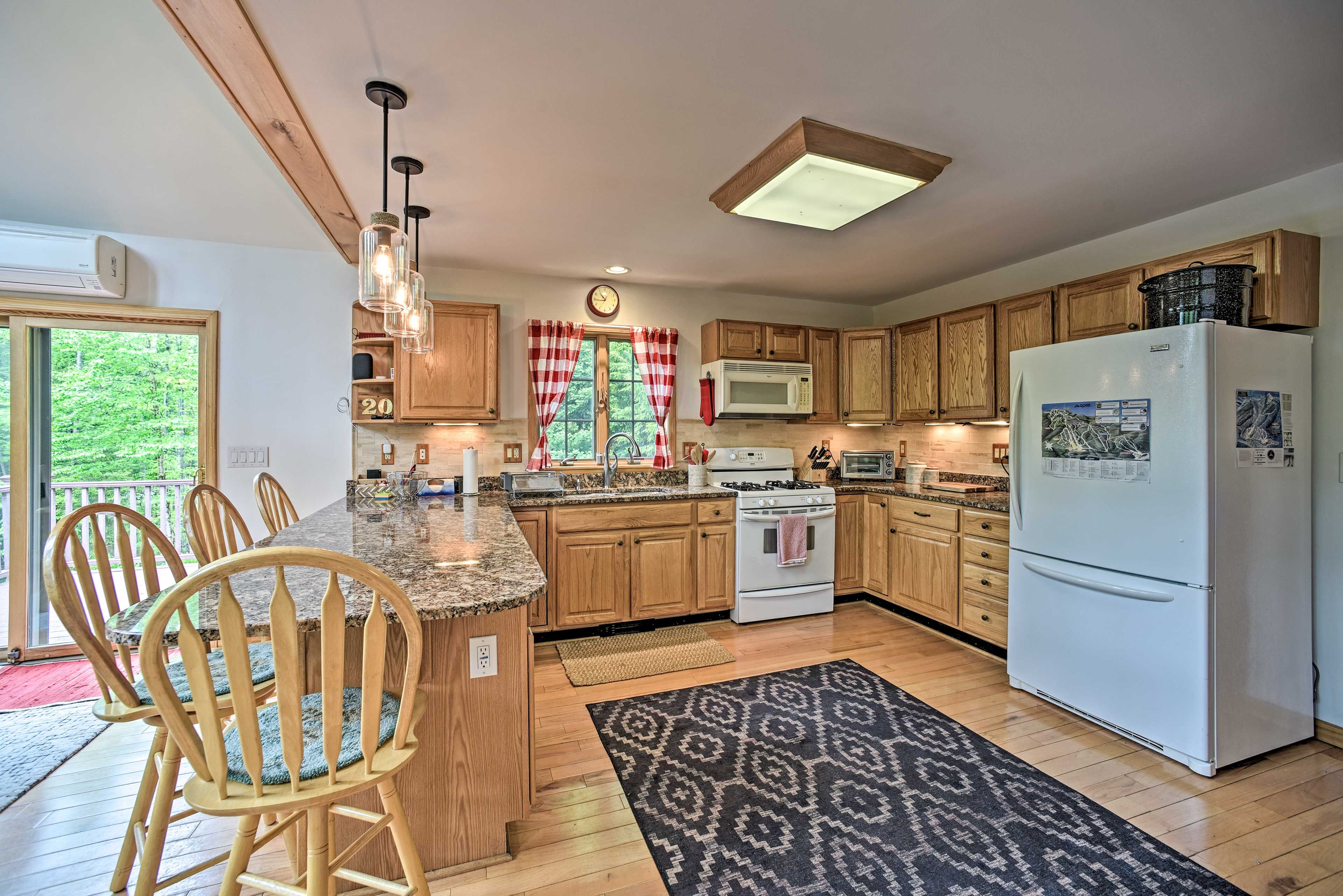 Kitchen | 1st Floor | Fully Equipped | Cooking Supplies | Spices