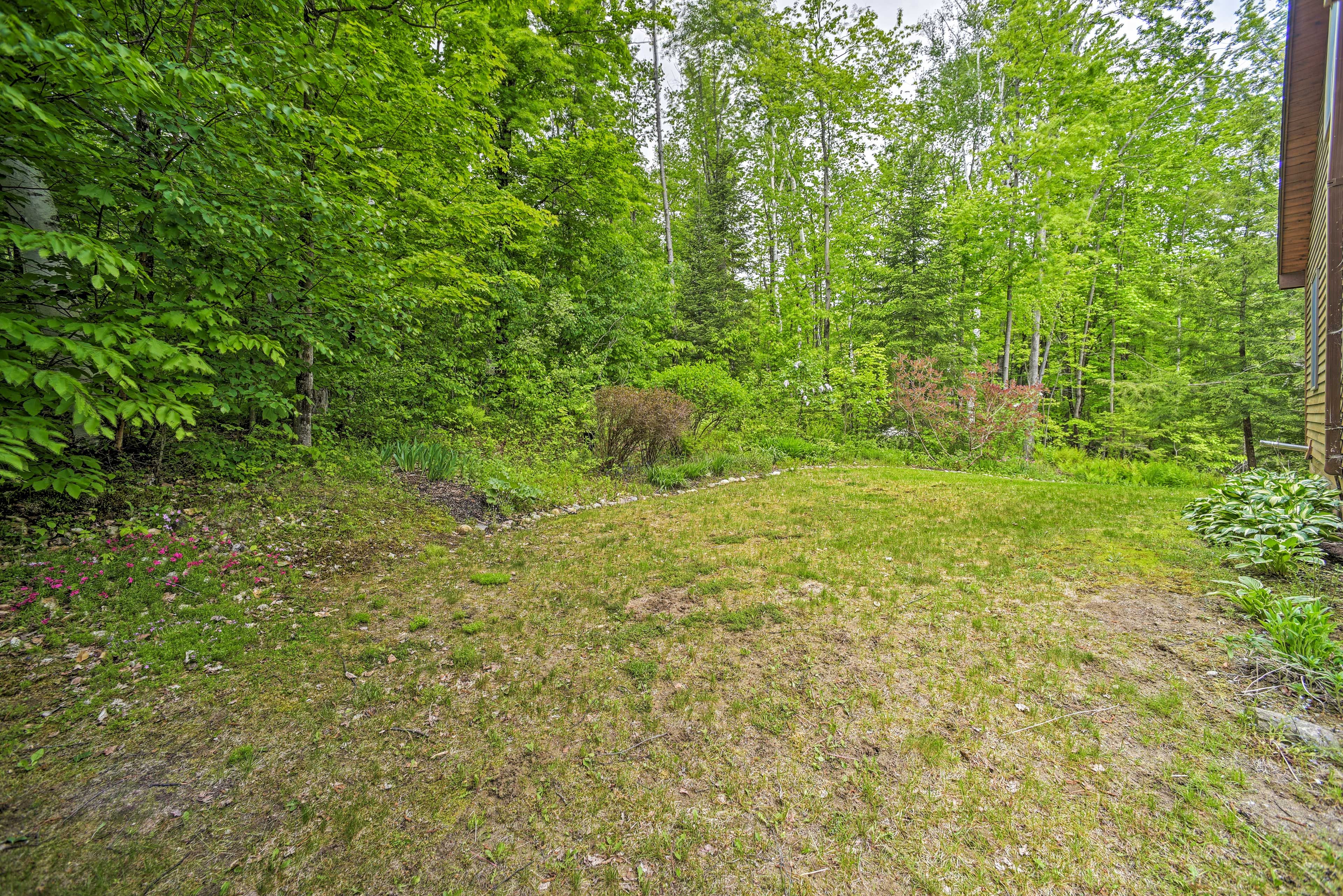 Private Yard | Fire Pit