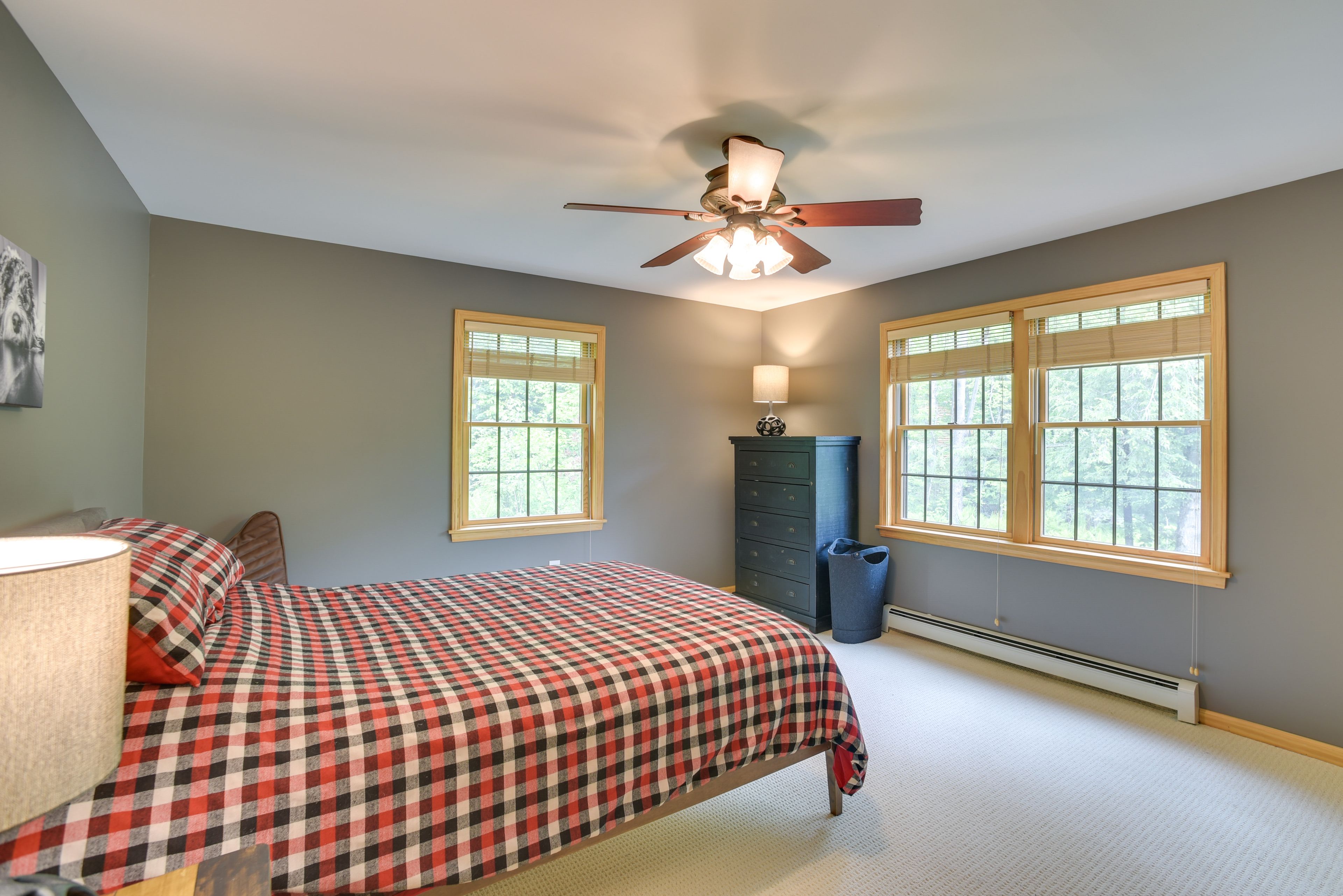 Bedroom 2 | 1st Floor | Queen Bed