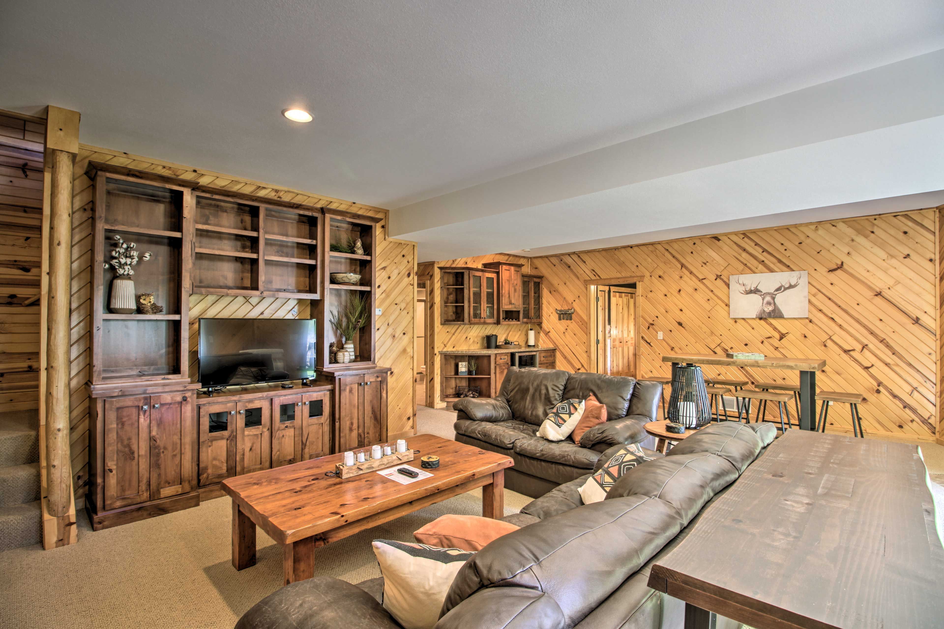 Living Room | 1st Floor | Smart TV w/ Cable | Central A/C & Heat