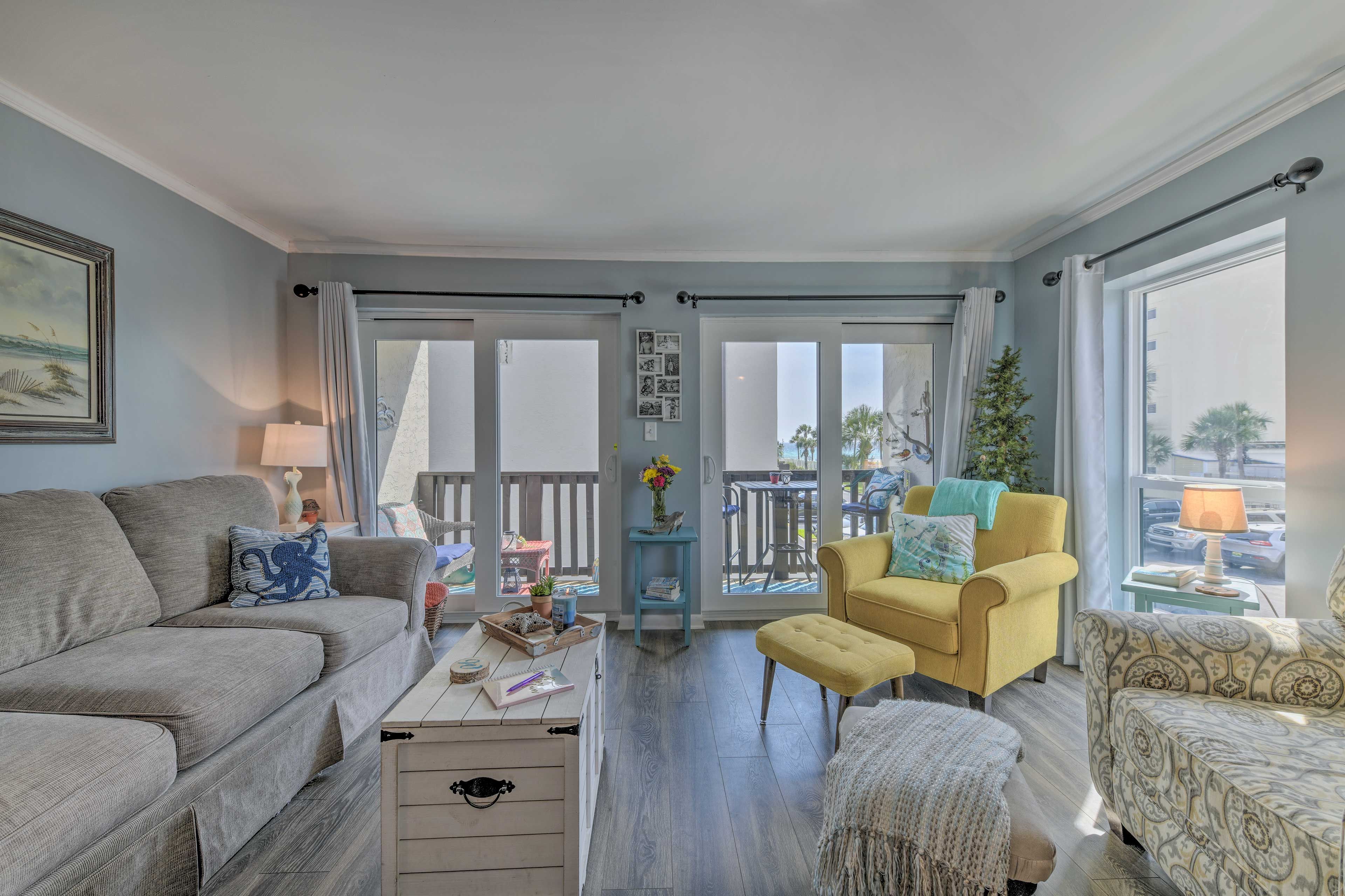 Living Room | Central A/C | Recently Renovated