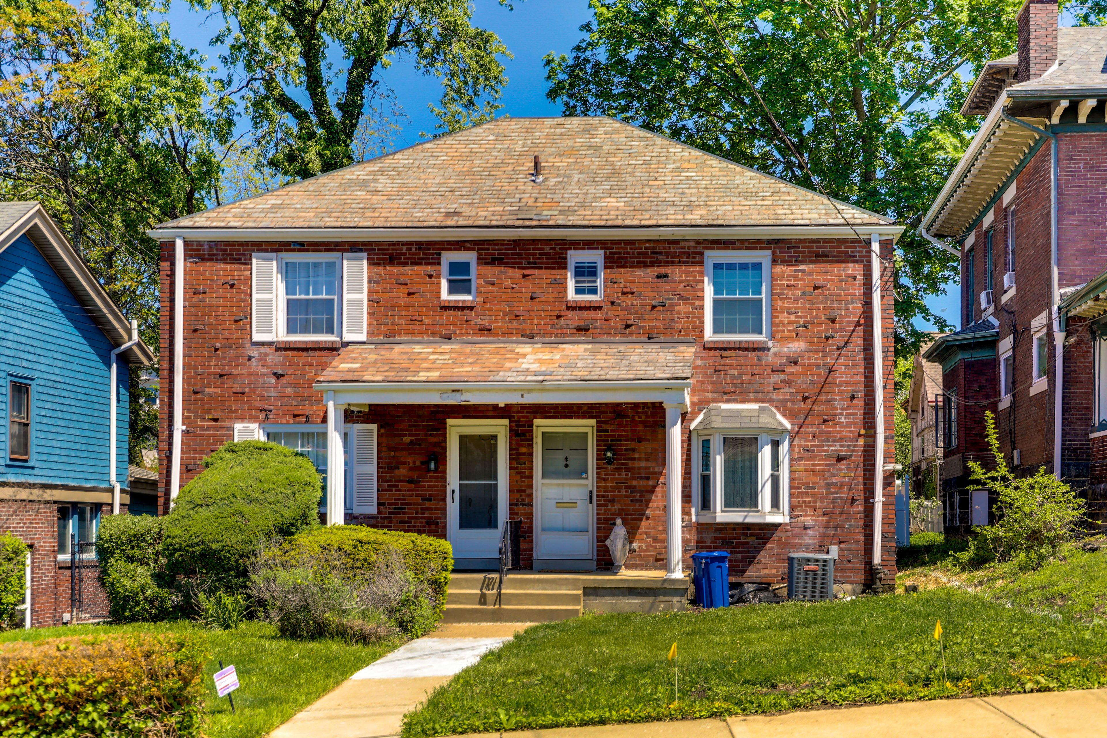 Pittsburgh Vacation Rental | 3BR | 2BA | 1,054 Sq Ft | Stairs Required