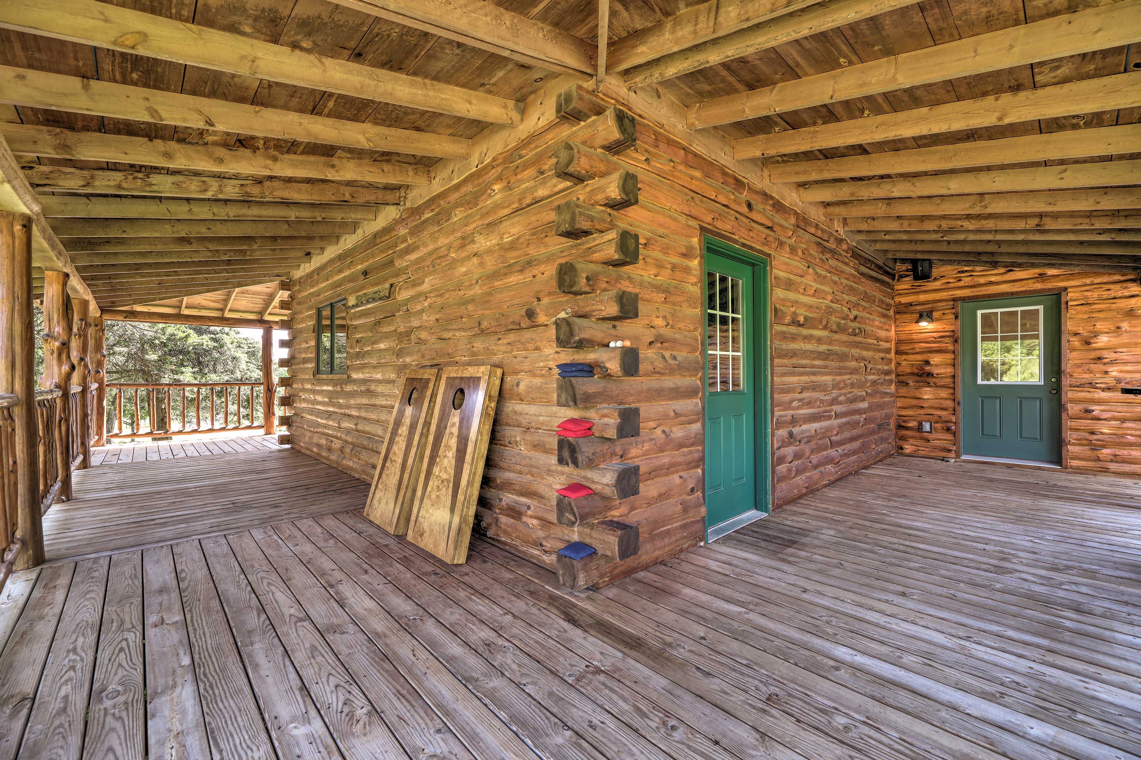 Wraparound Deck