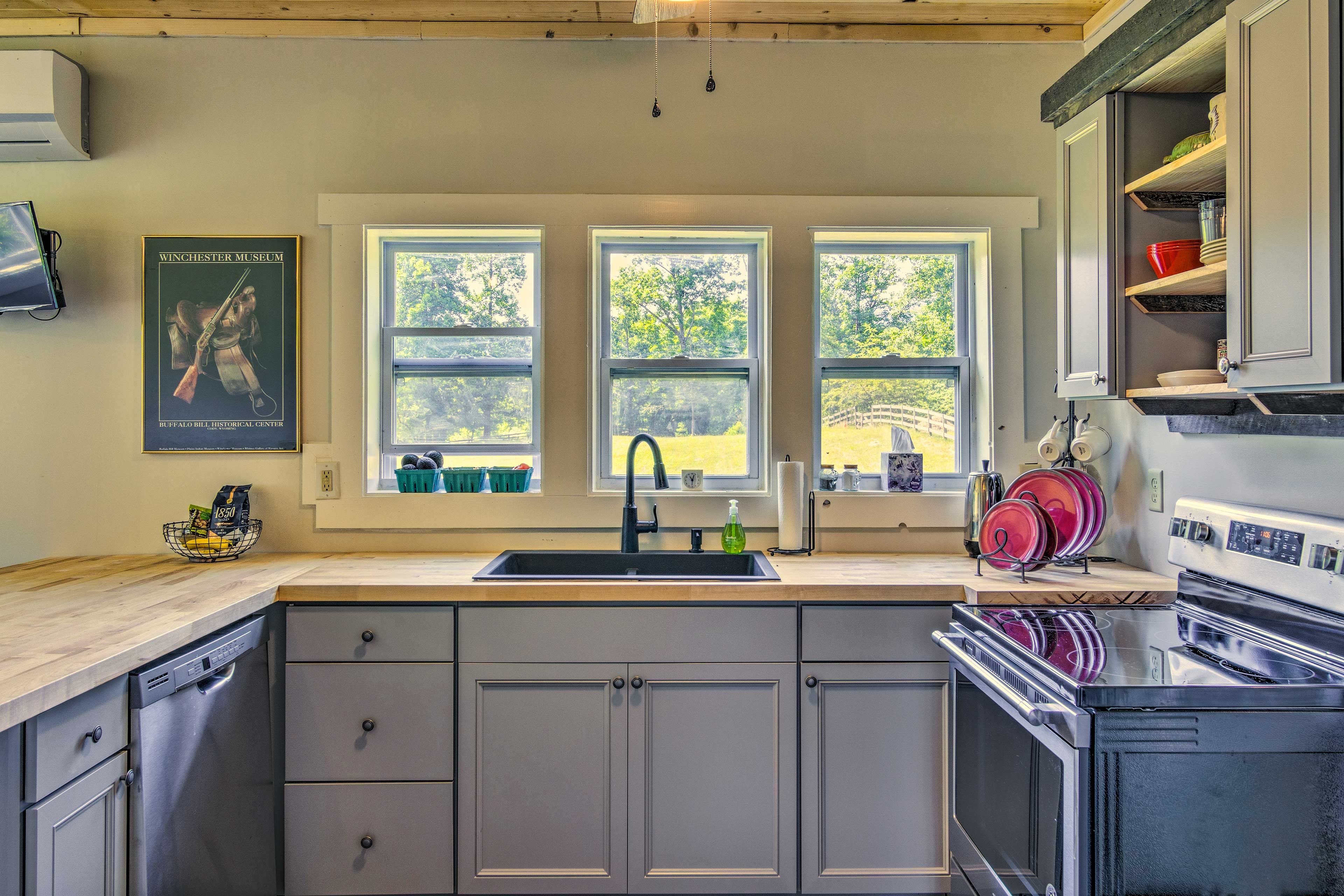 Kitchen | Fully Equipped