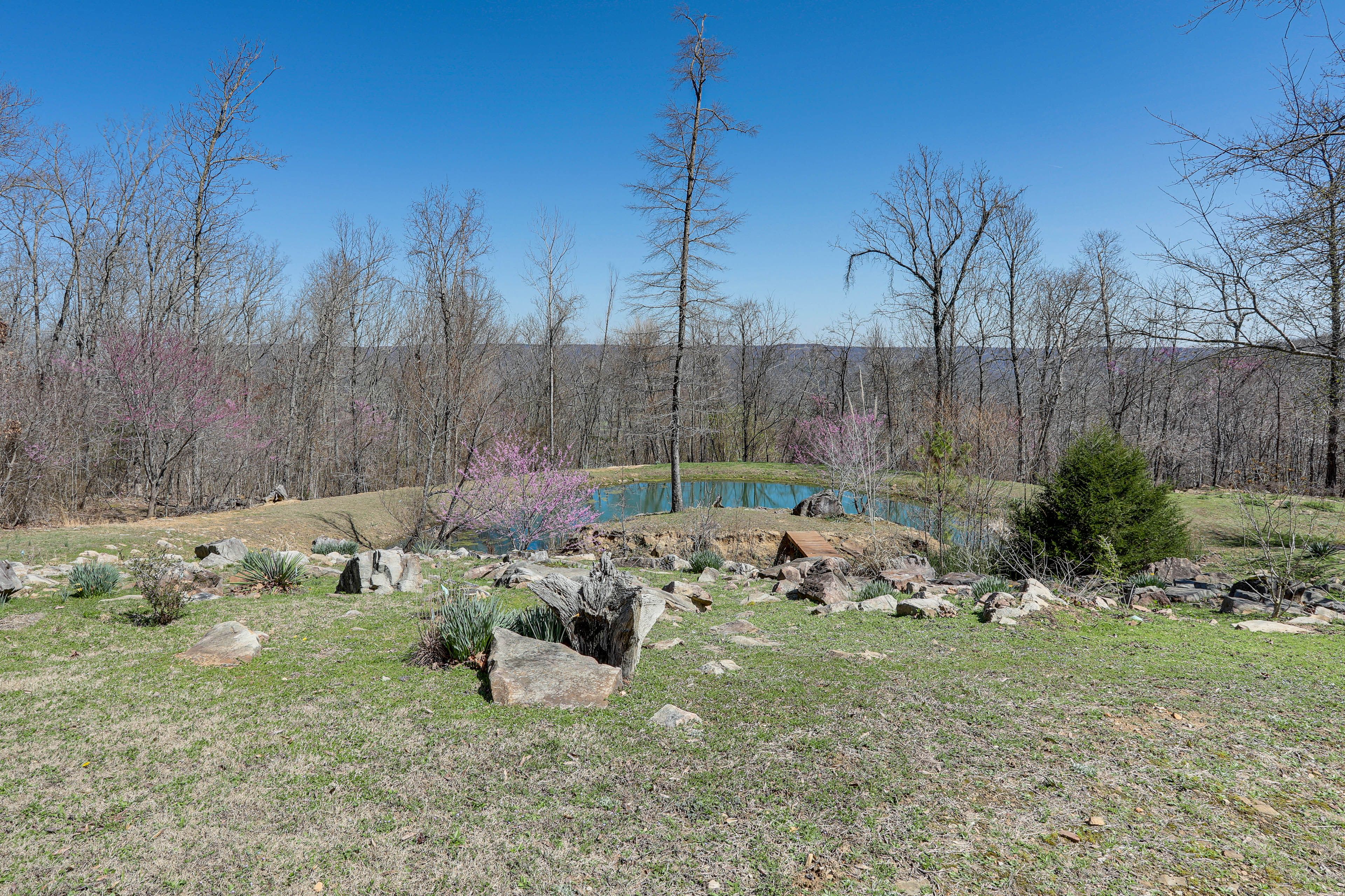 Exterior Space | Mountain Views