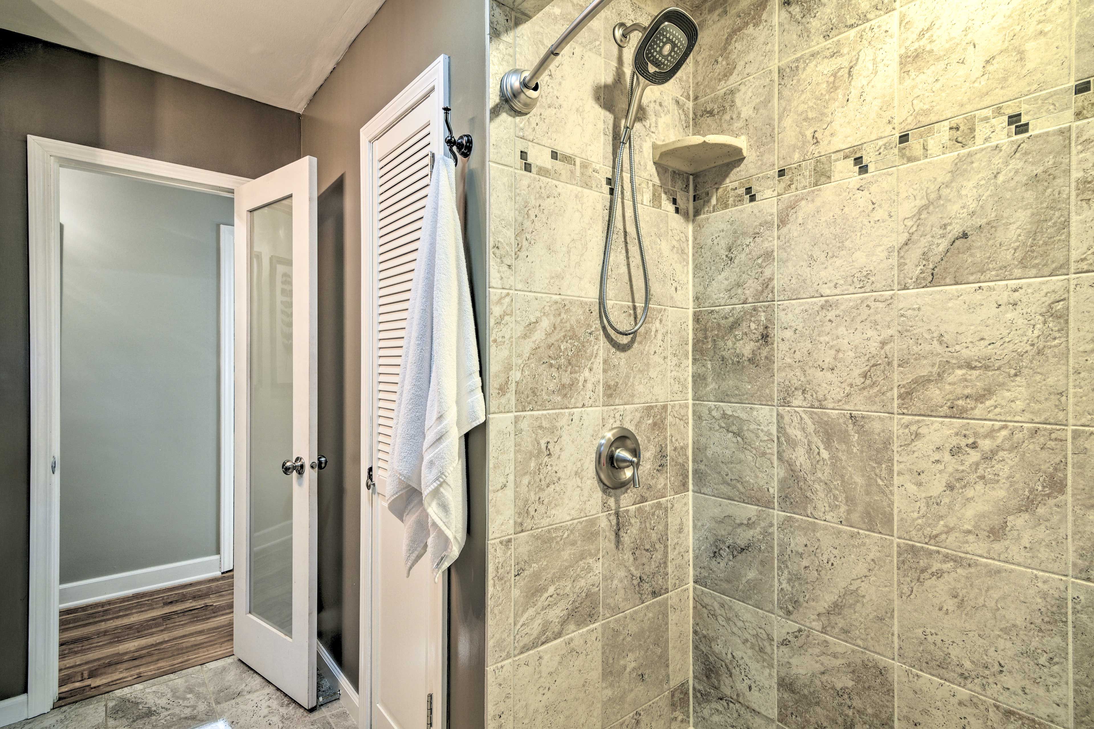 Full Bathroom