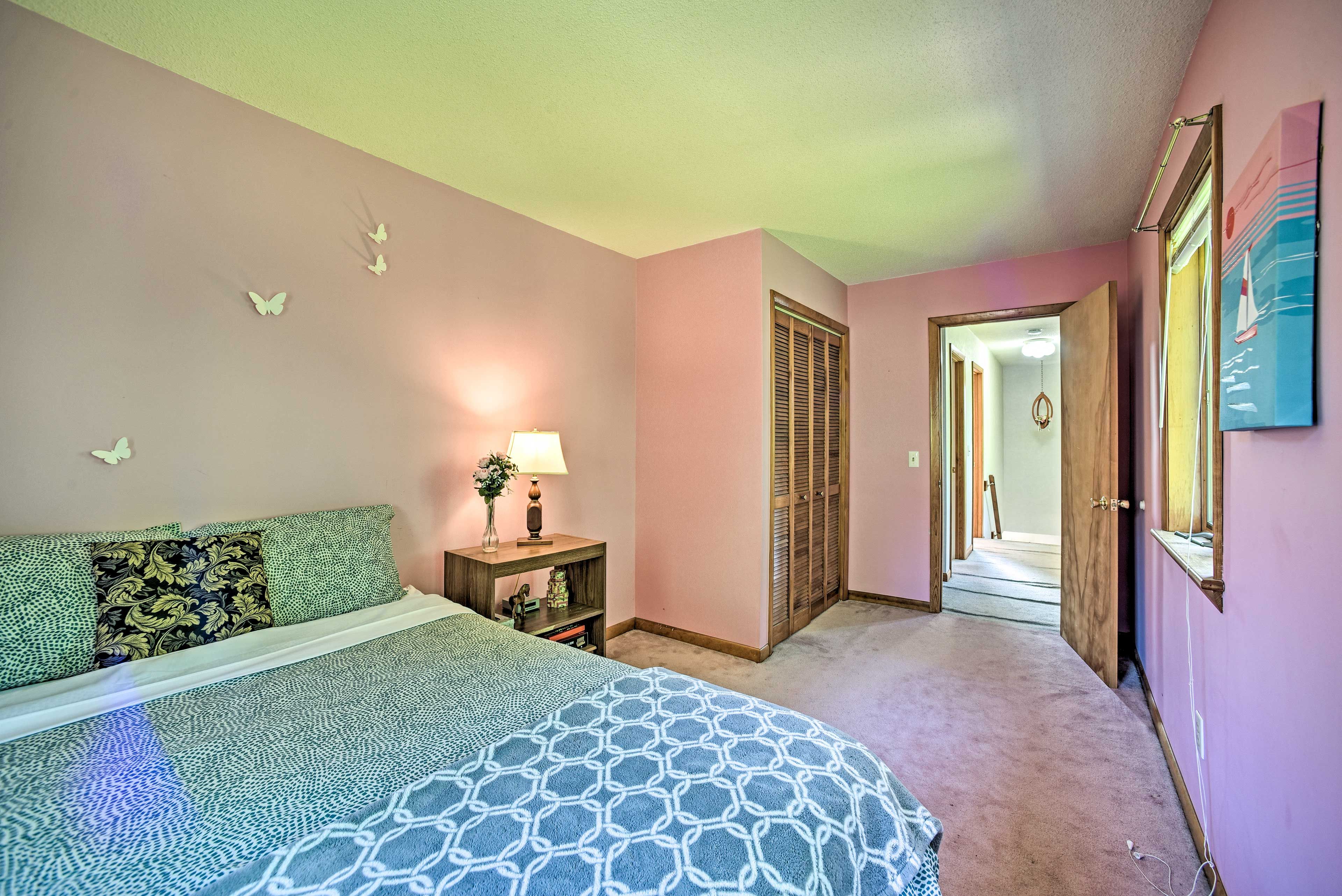 Bedroom 2 | 2nd Floor