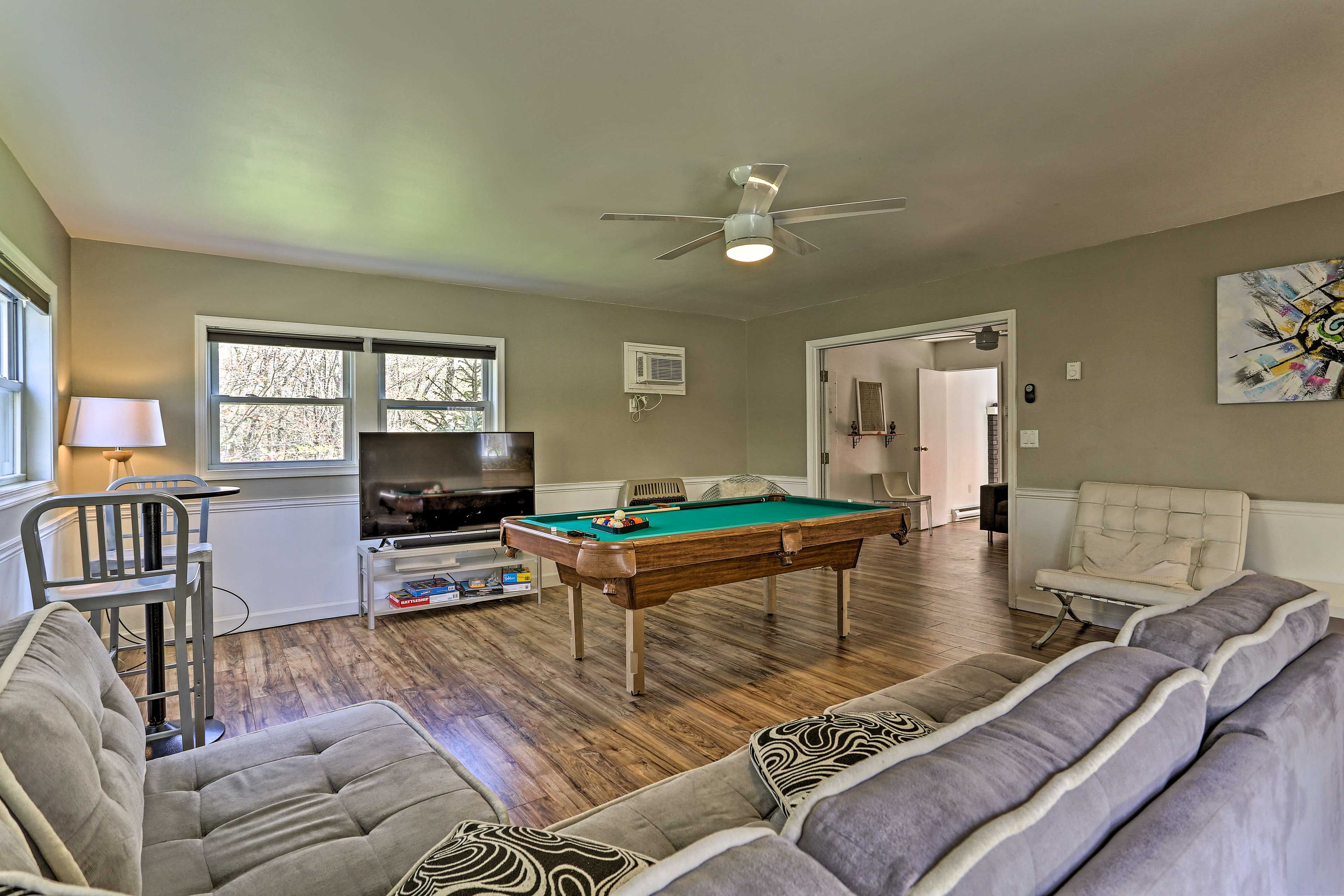 Long Pond Vacation Rental | 3BR | 3BA | 2,168 Sq Ft | 2 Stories