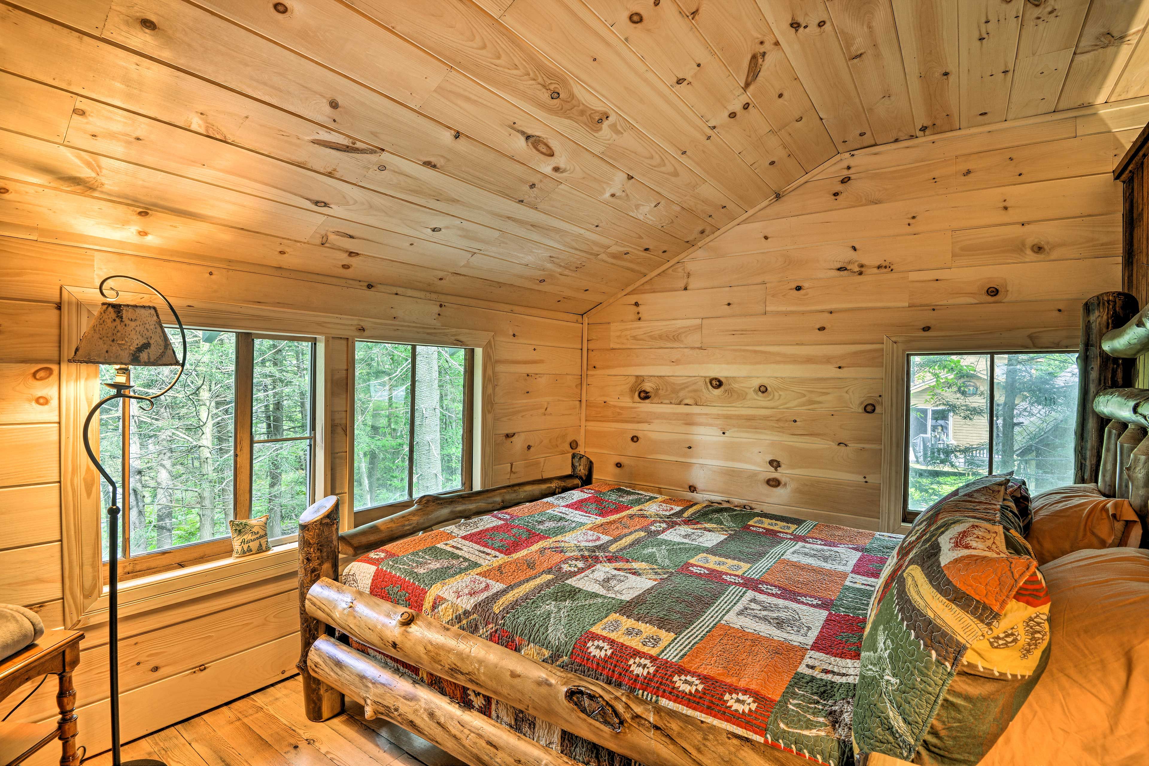 Bedroom 2 | Queen Bed | 2nd Floor