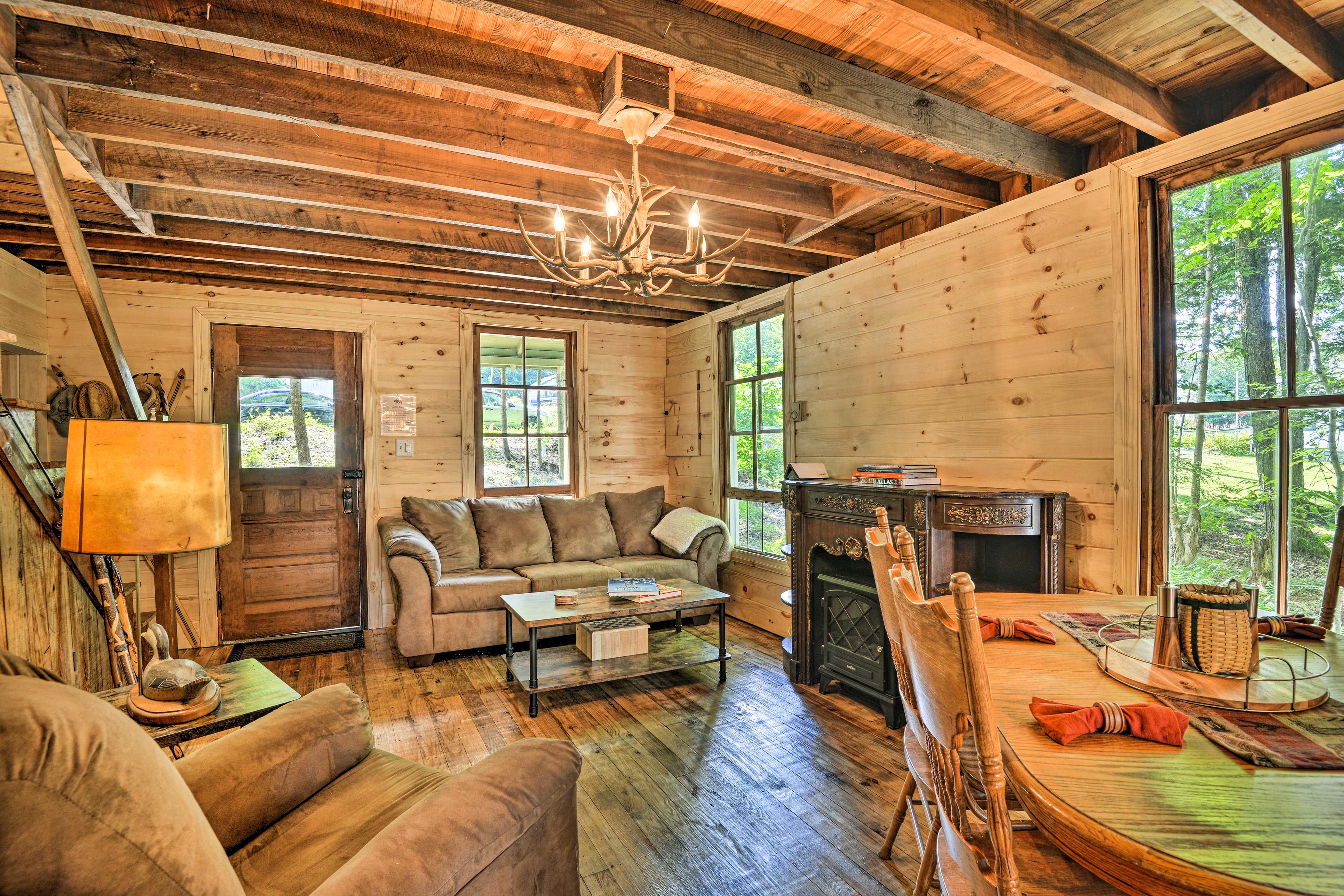 Living Room | Electric Fireplace