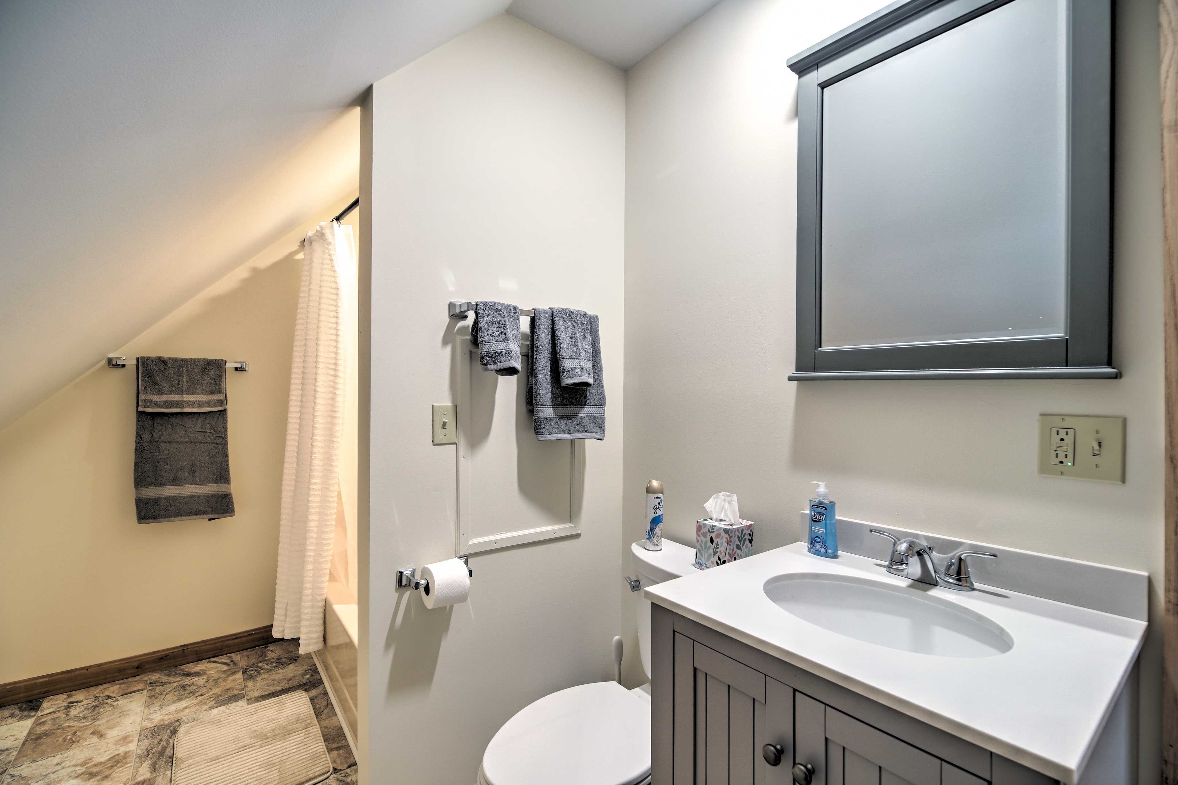 Full Bathroom