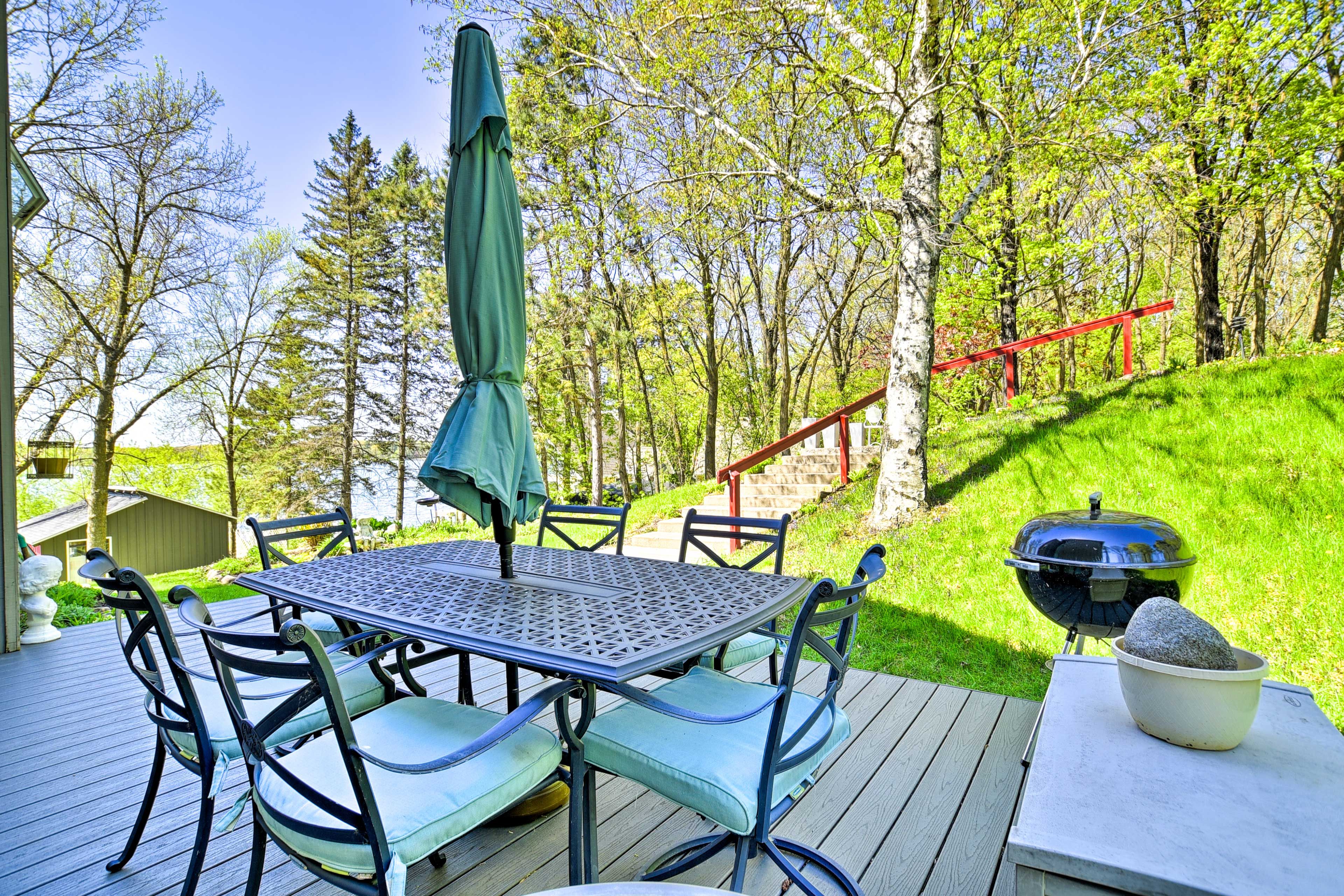 Front Patio | Dining Set w/ Charcoal Grill