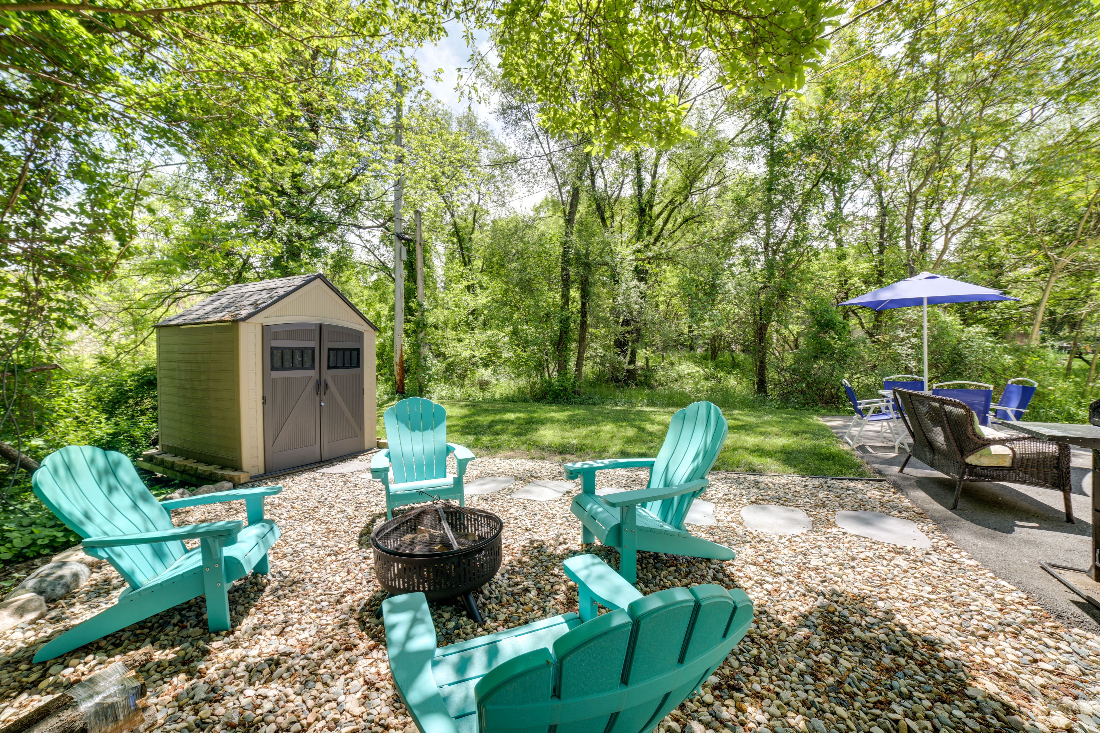 Gary Vacation Rental | 4BR | 2.5BA | 1,764 Sq Ft | Stairs Required