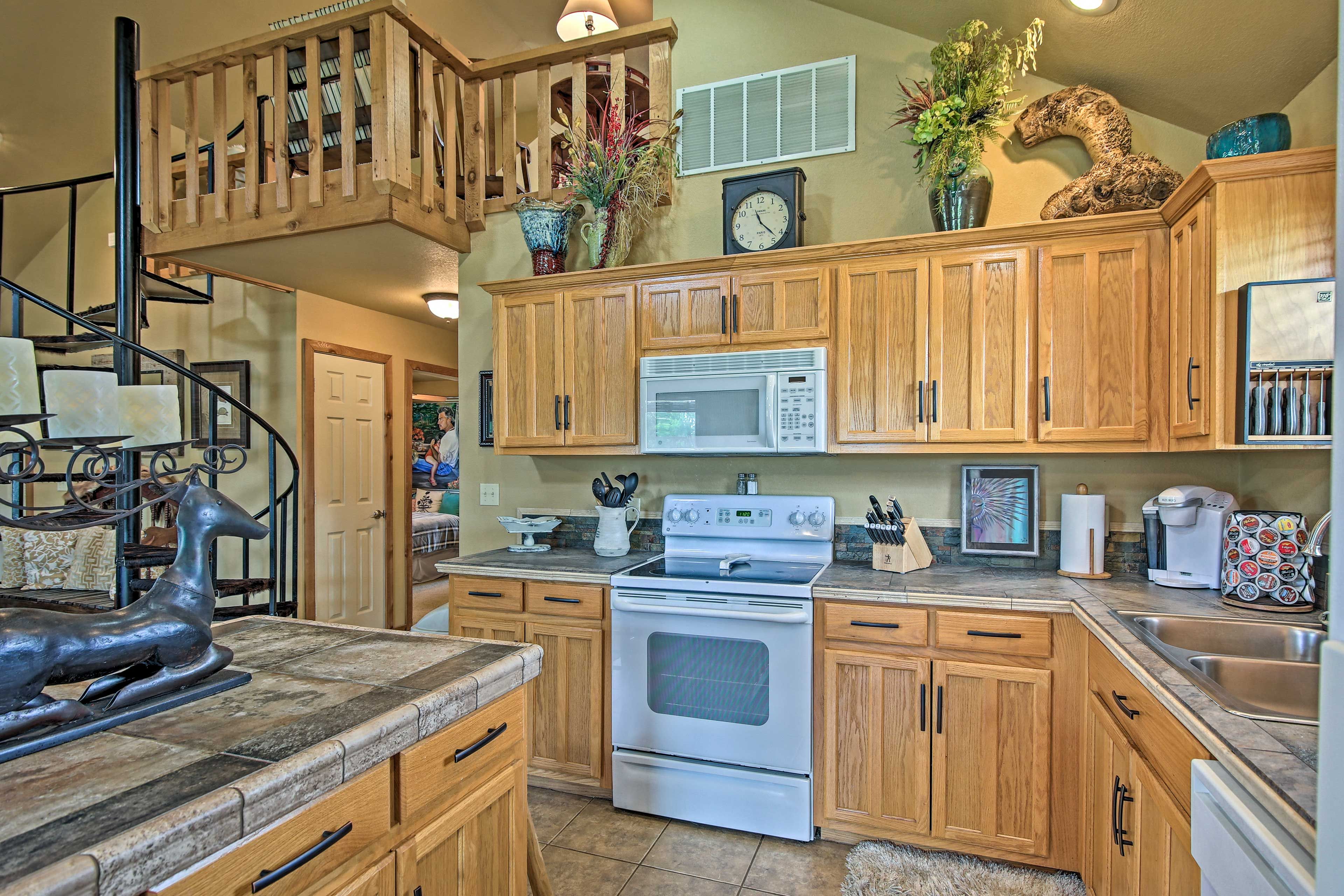 Fully Equipped Kitchen | Keurig Coffee Maker