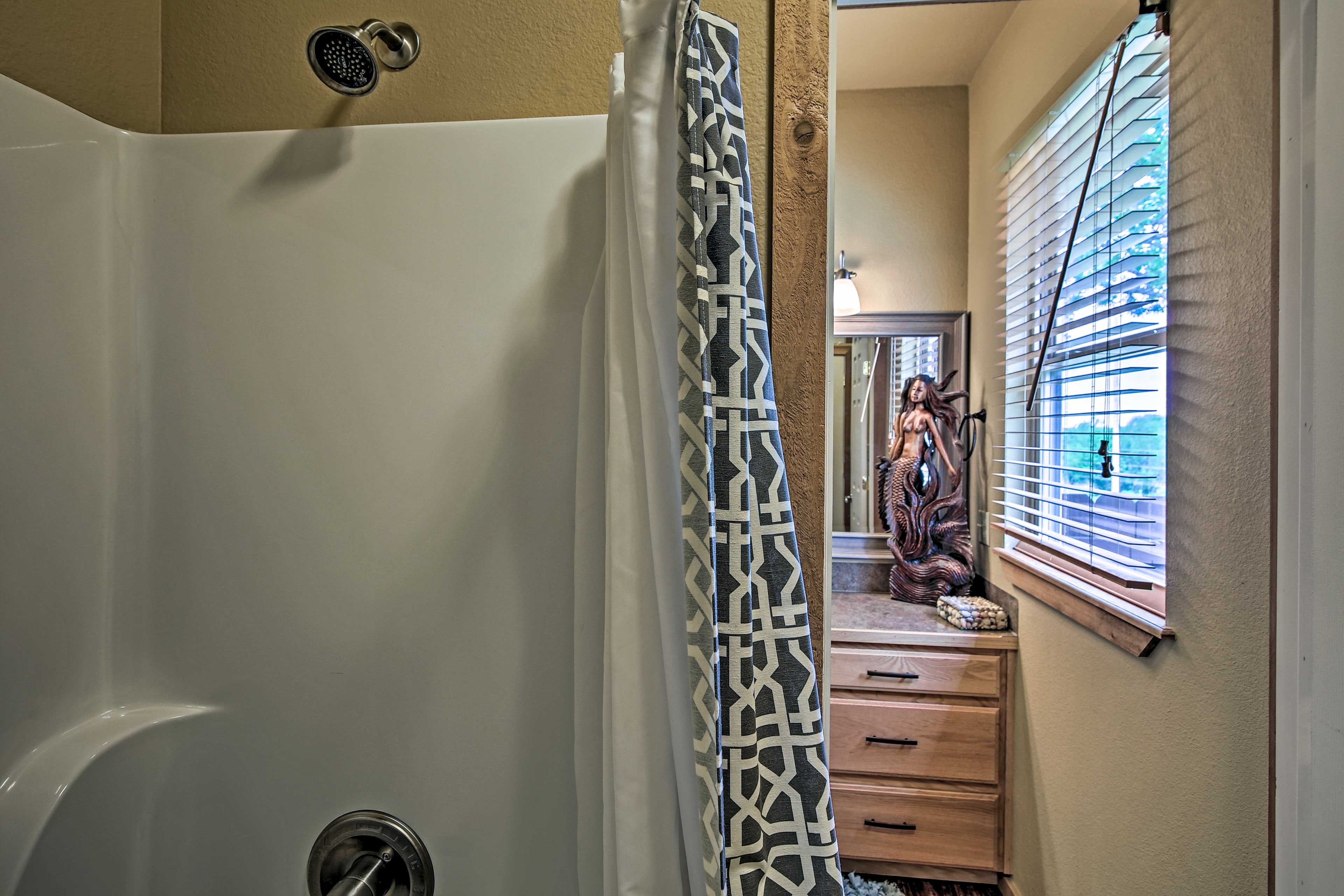 En-Suite Bathroom