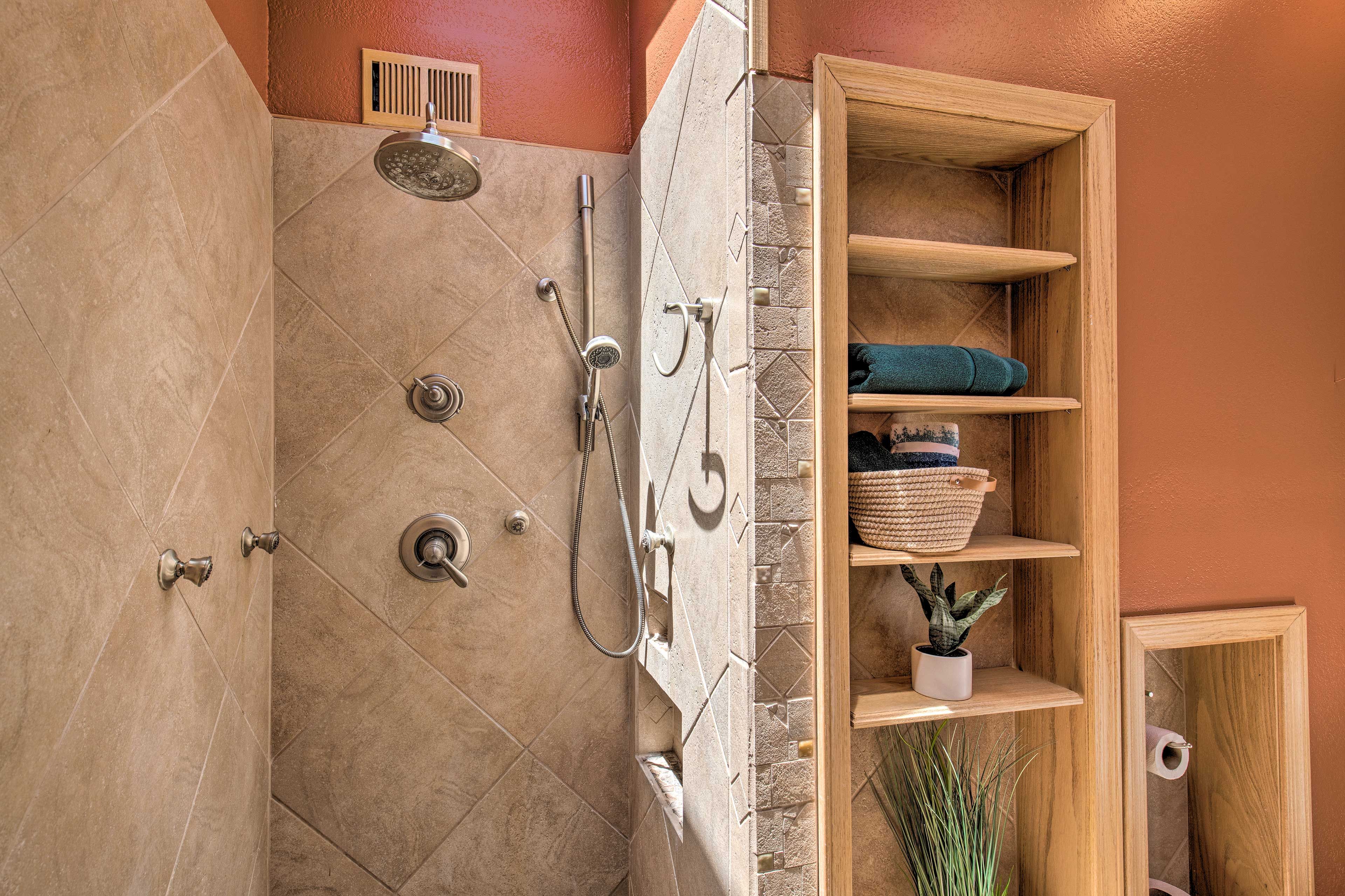 En-Suite Bathroom | Wheelchair Accessible