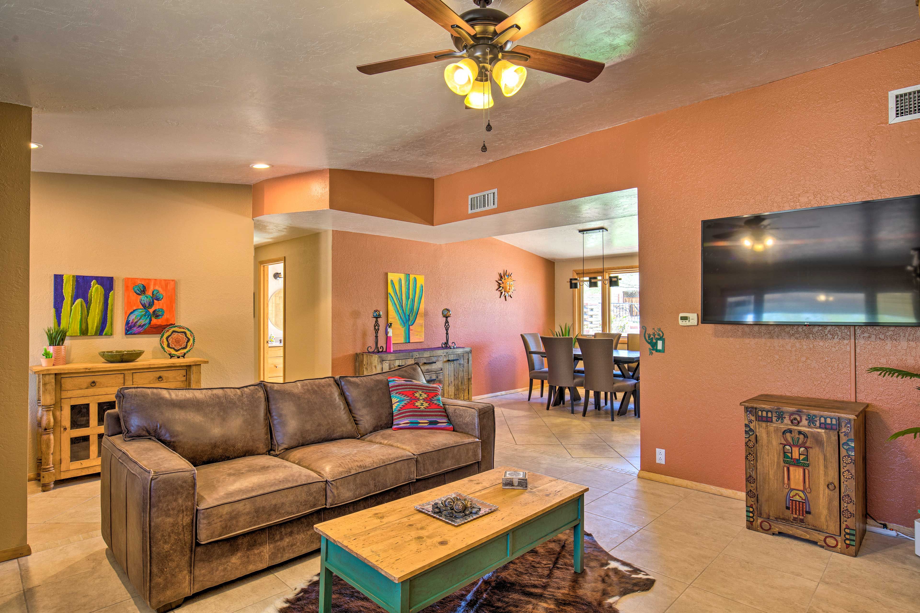 Main Living Area | Smart TV