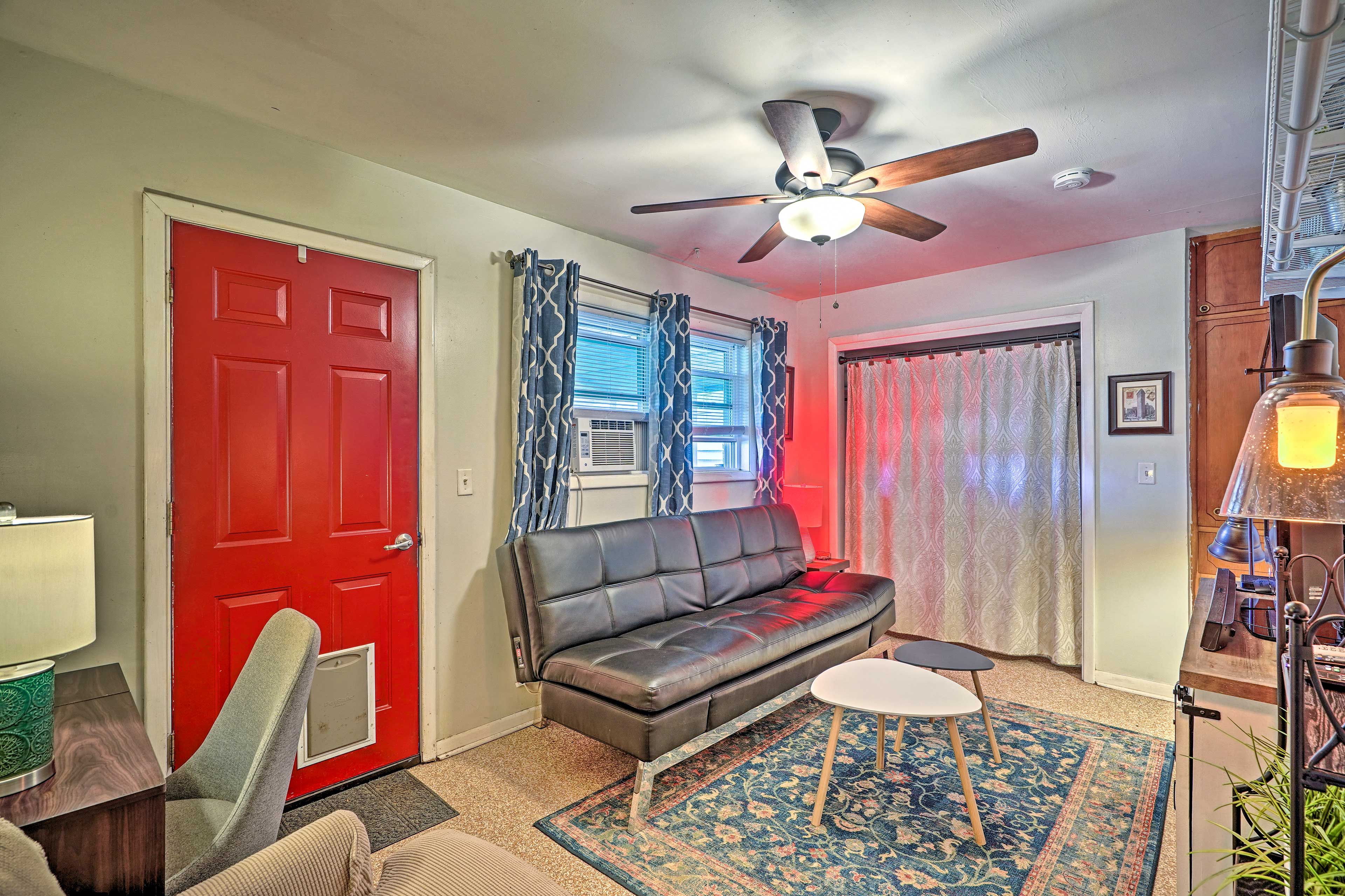Living Room | Futon
