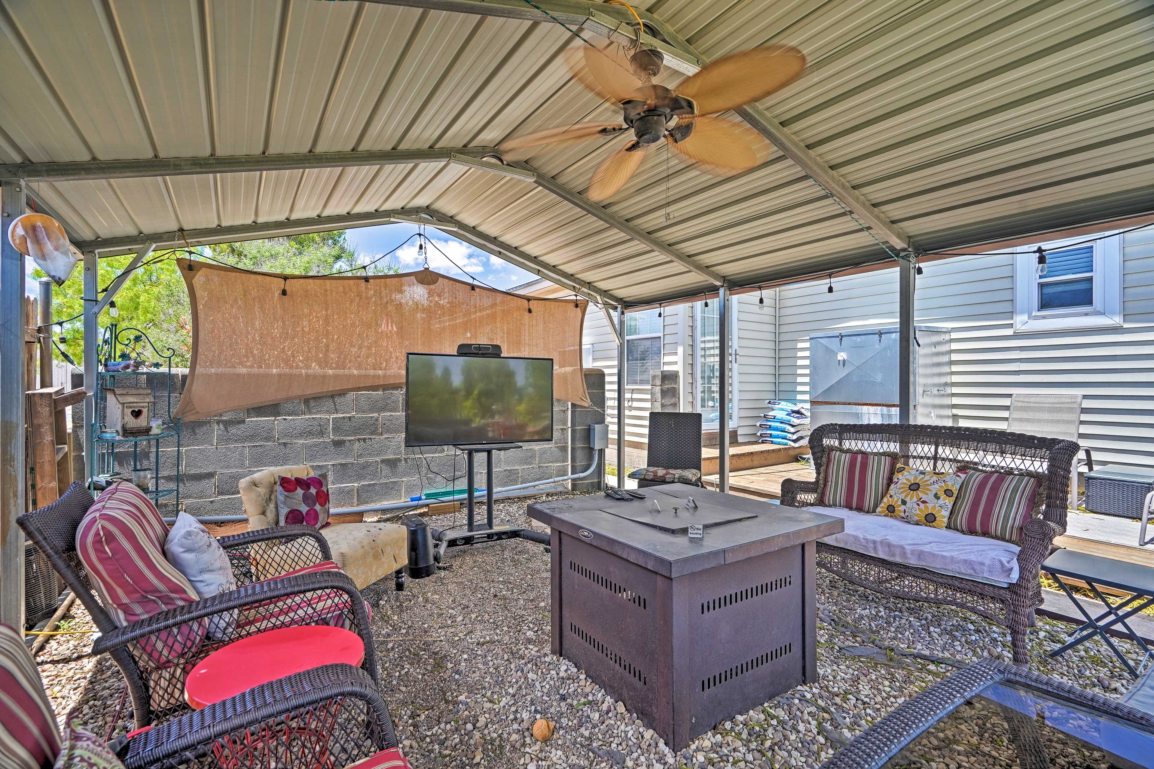 Covered Seating Area | Fire Pit | Flat-Screen TV