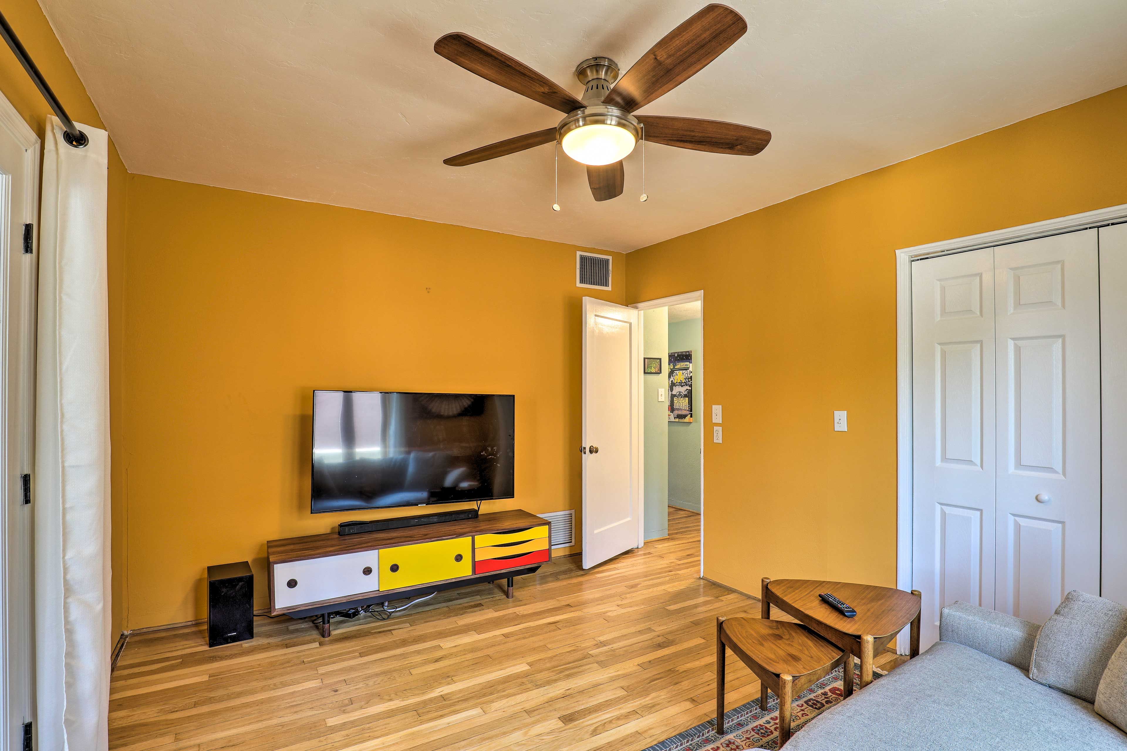 Bonus Room | Smart TV
