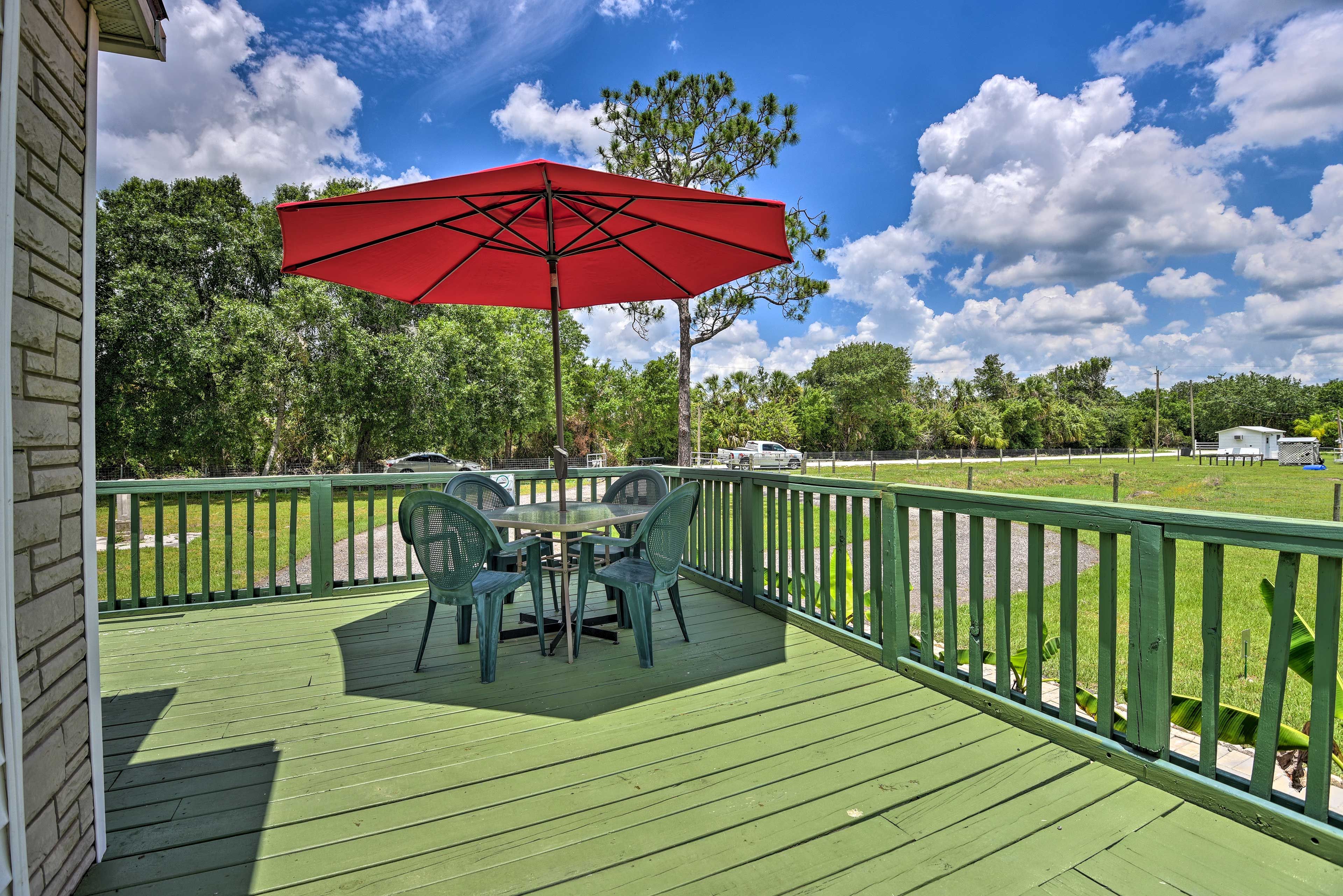 Wraparound Deck