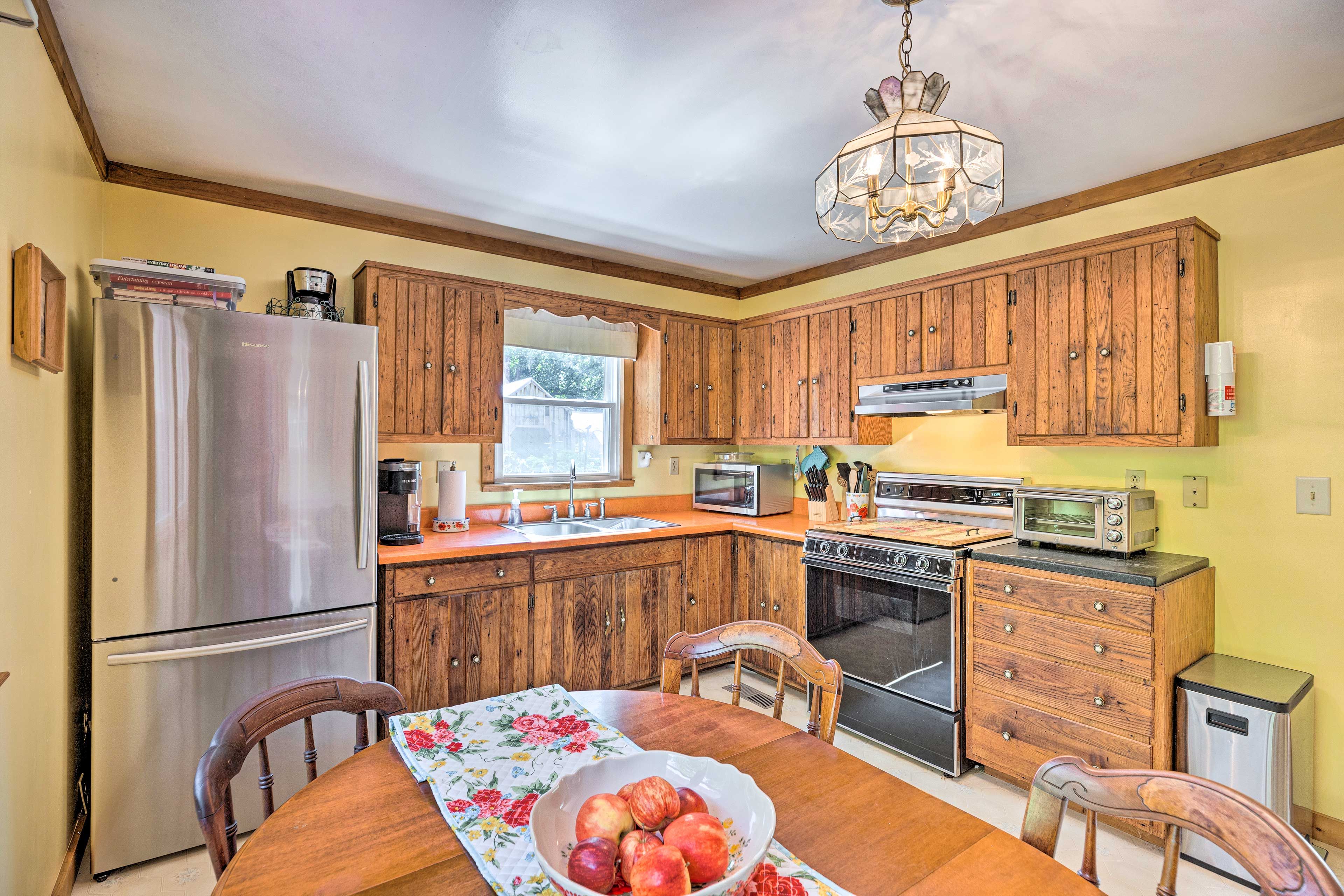 Well-Equipped Kitchen