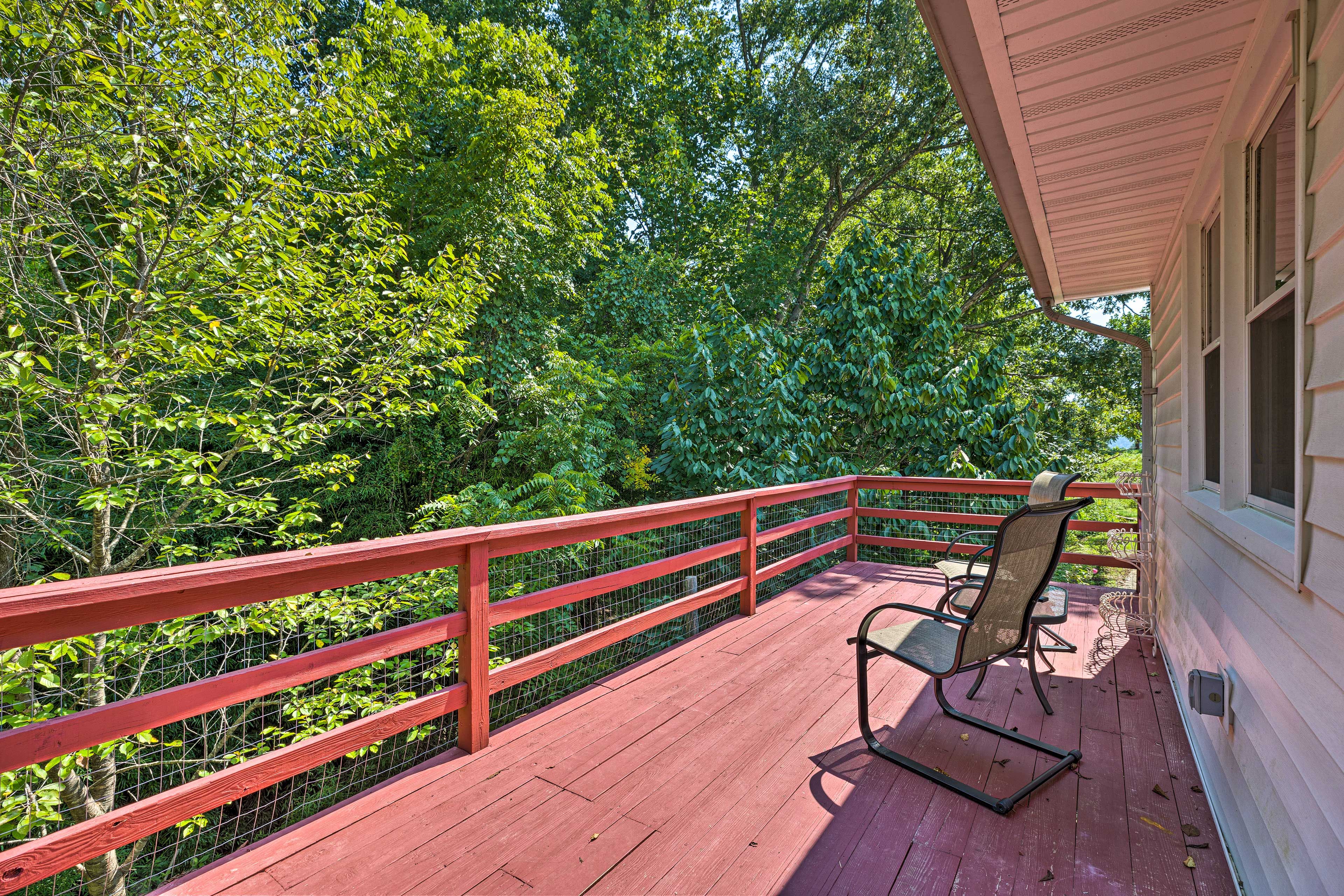 Furnished Deck | Patio Furniture