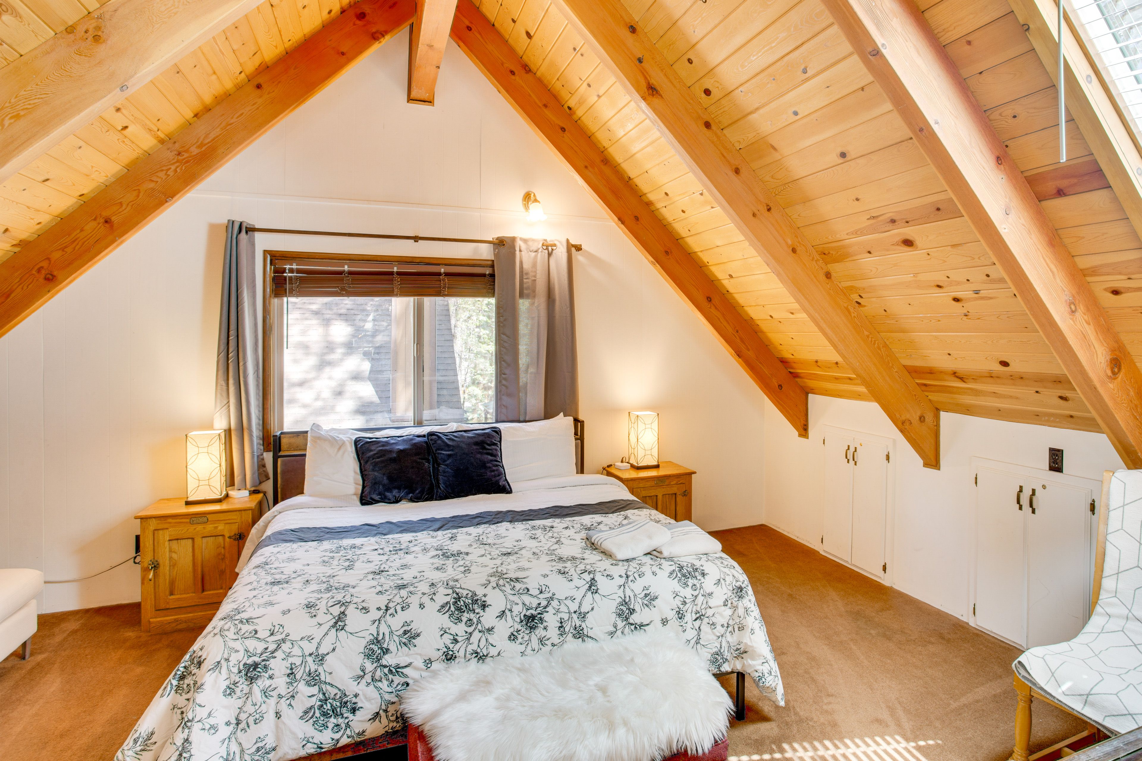 Loft | California King Bed | 2nd Floor