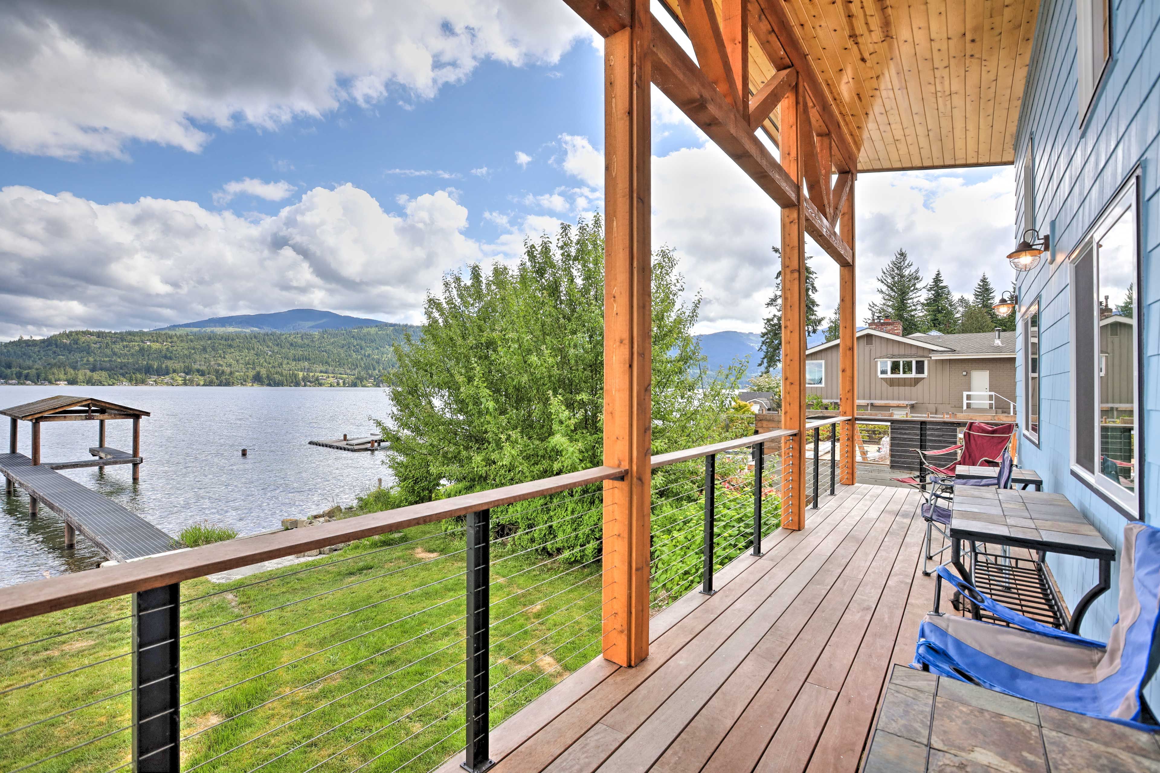 Home Exterior | Furnished Deck