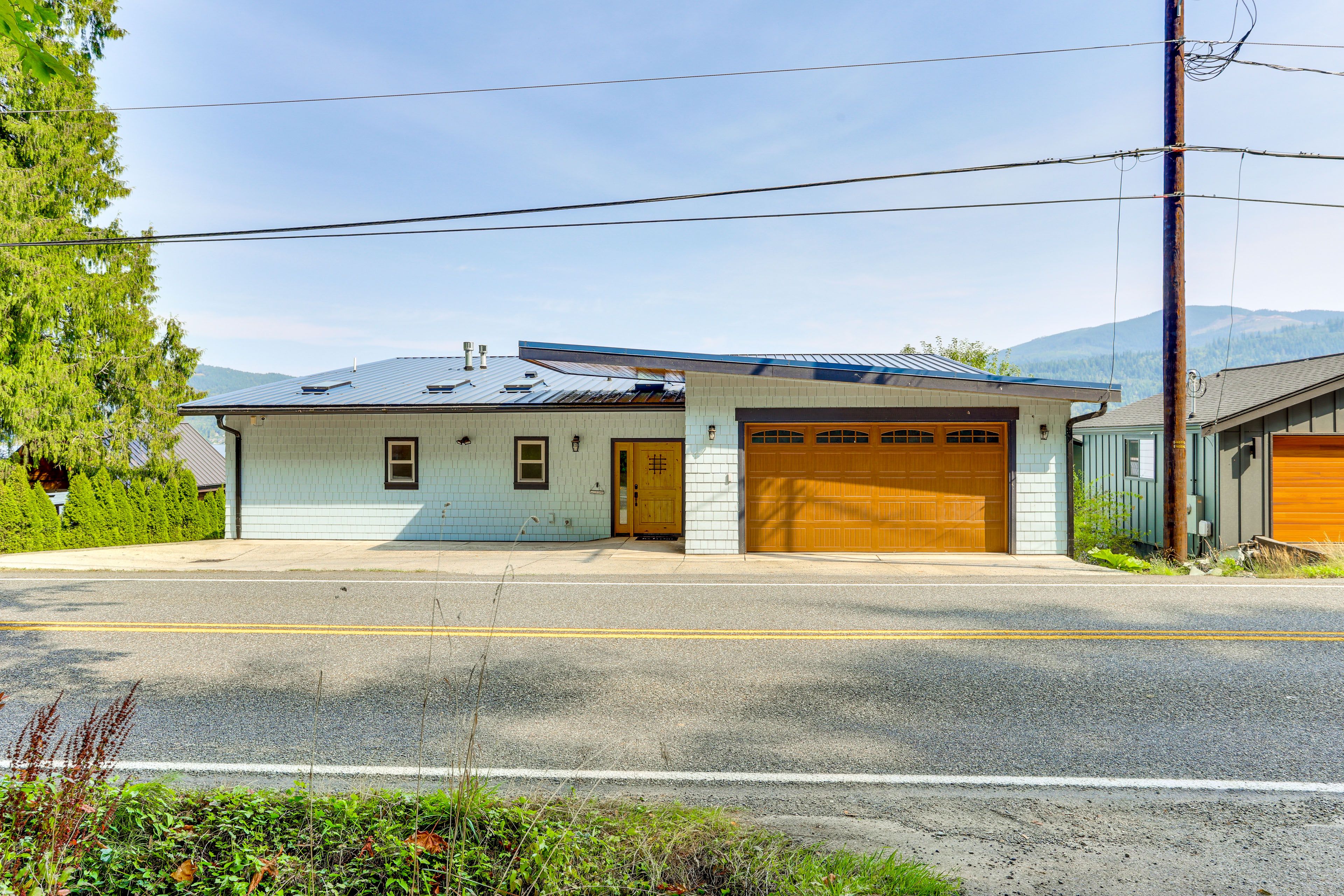 Home Exterior | Ring Doorbell | Parking for 9 Total Vehicles Available