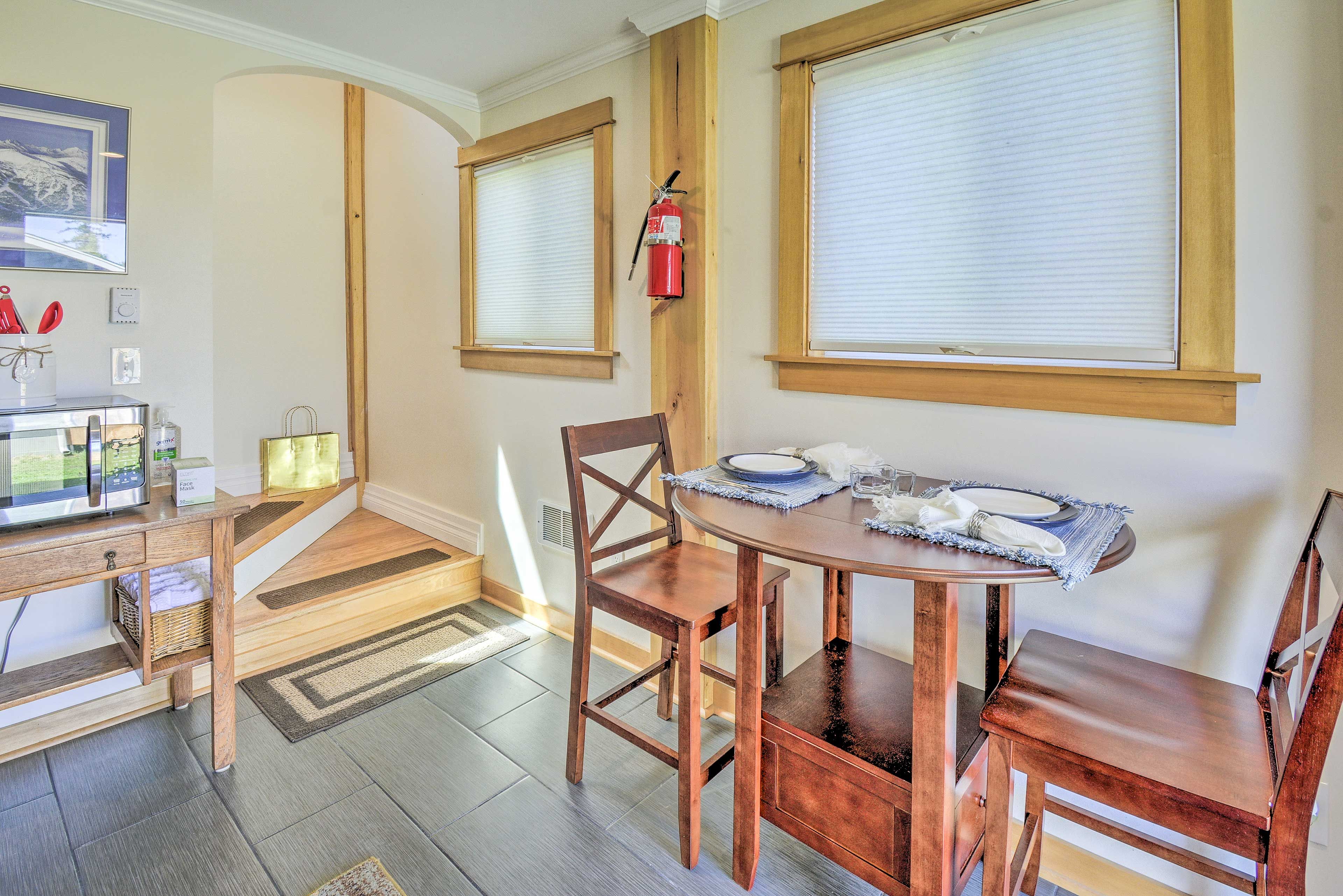 Dining Area | 1st Floor