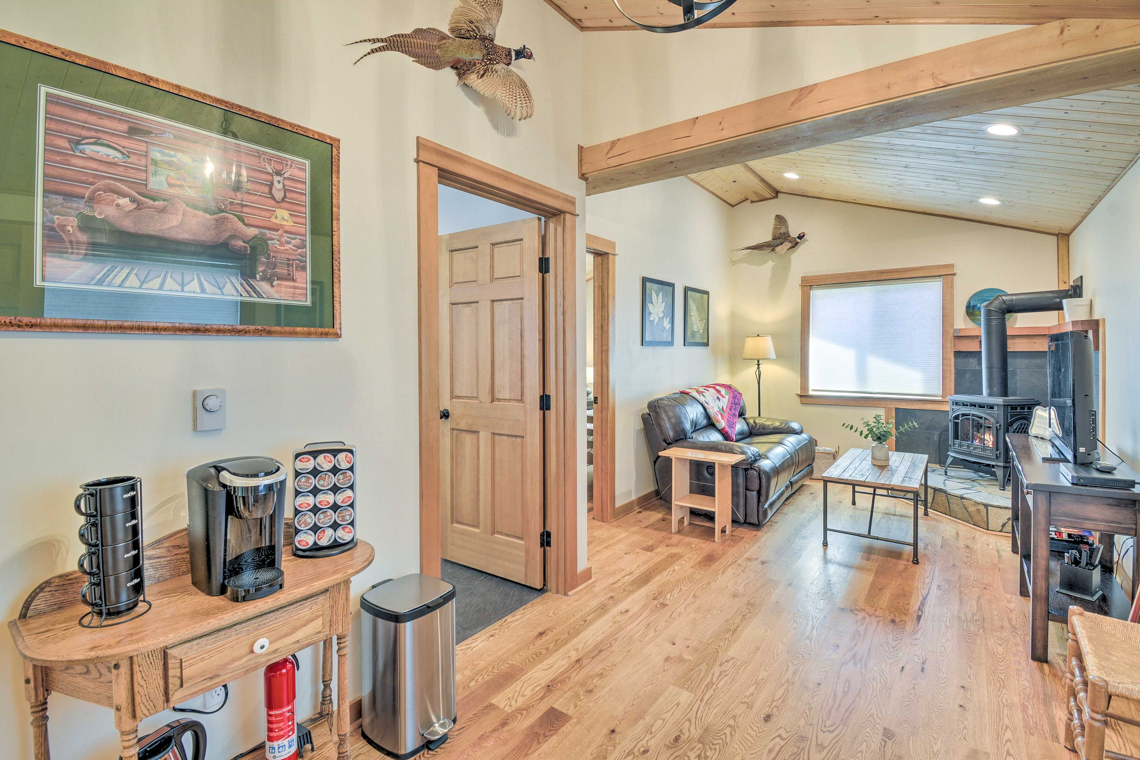 Living Room | 2nd Floor