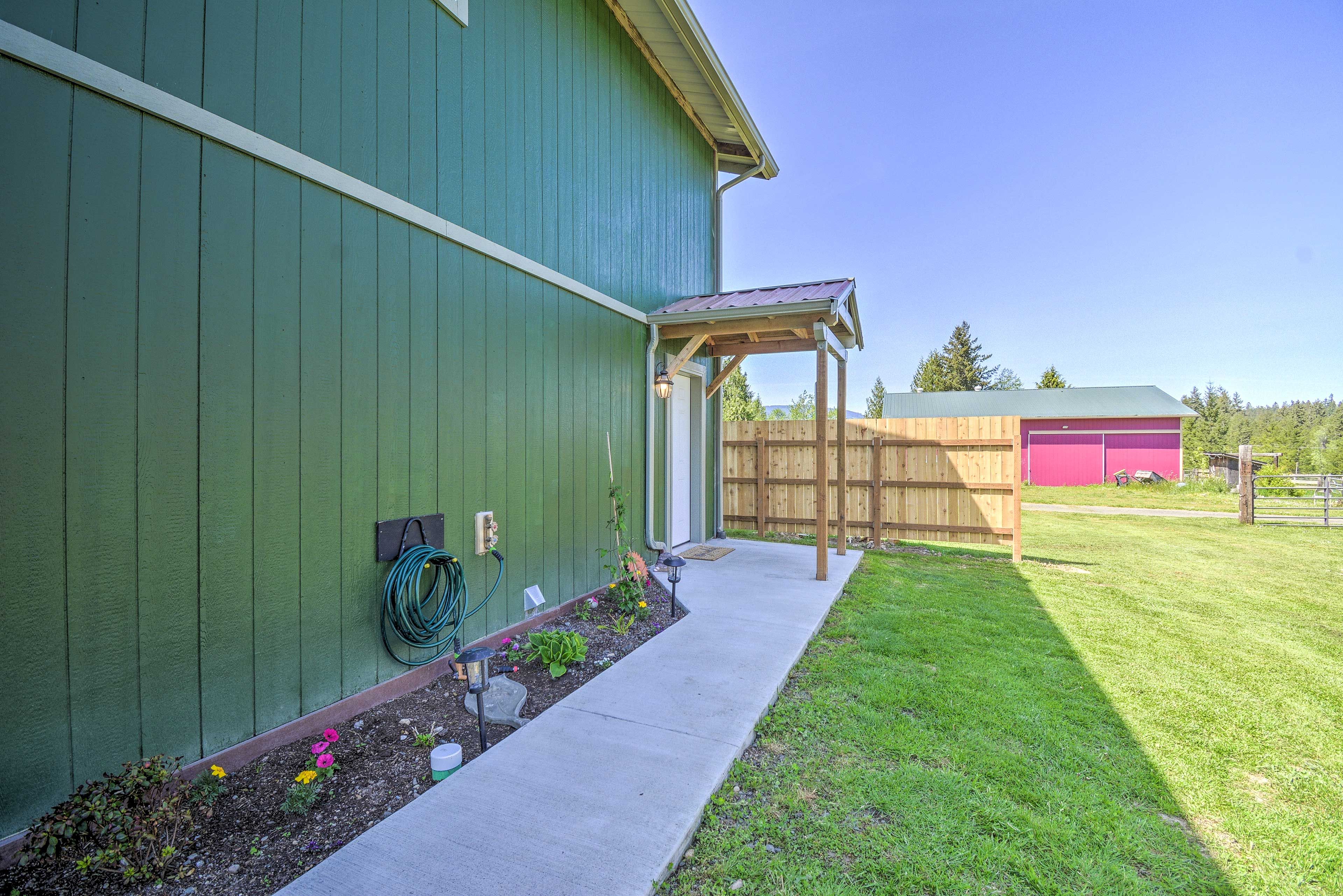 Condo Exterior | Keyless Entry