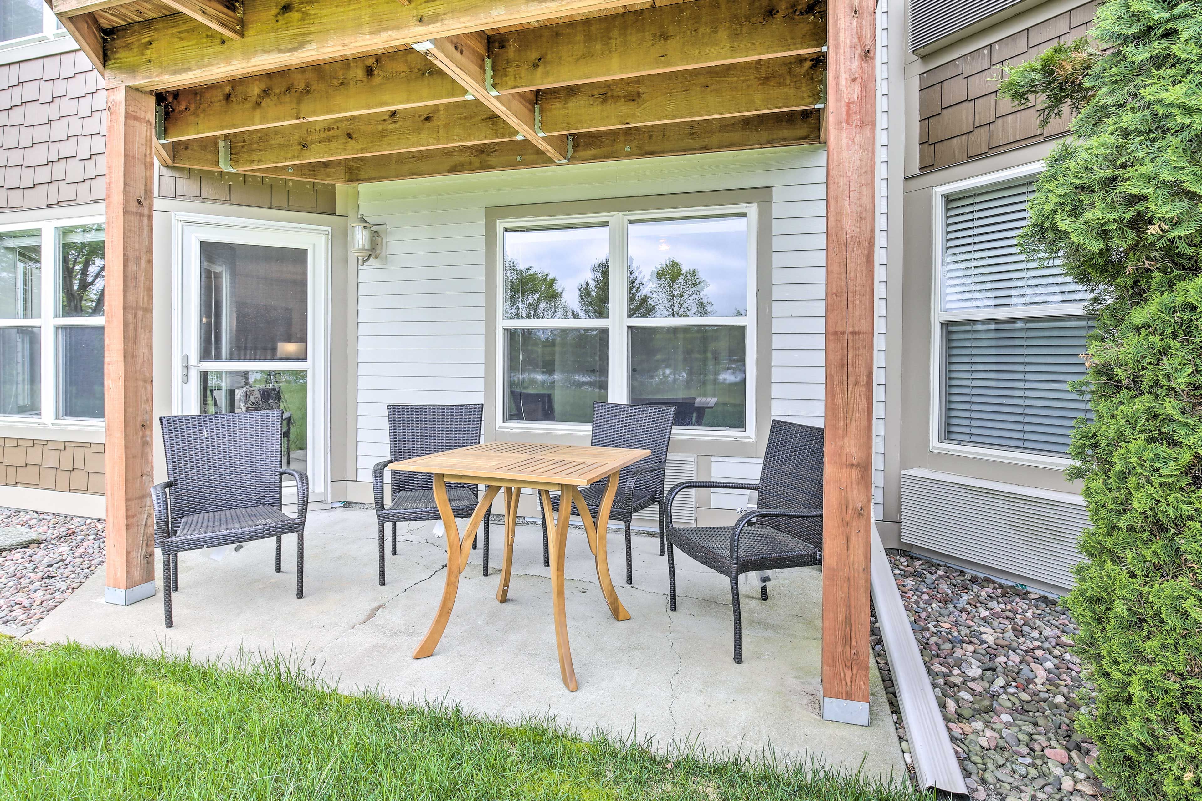 Private Patio | Community Lot Parking (2 Vehicles)