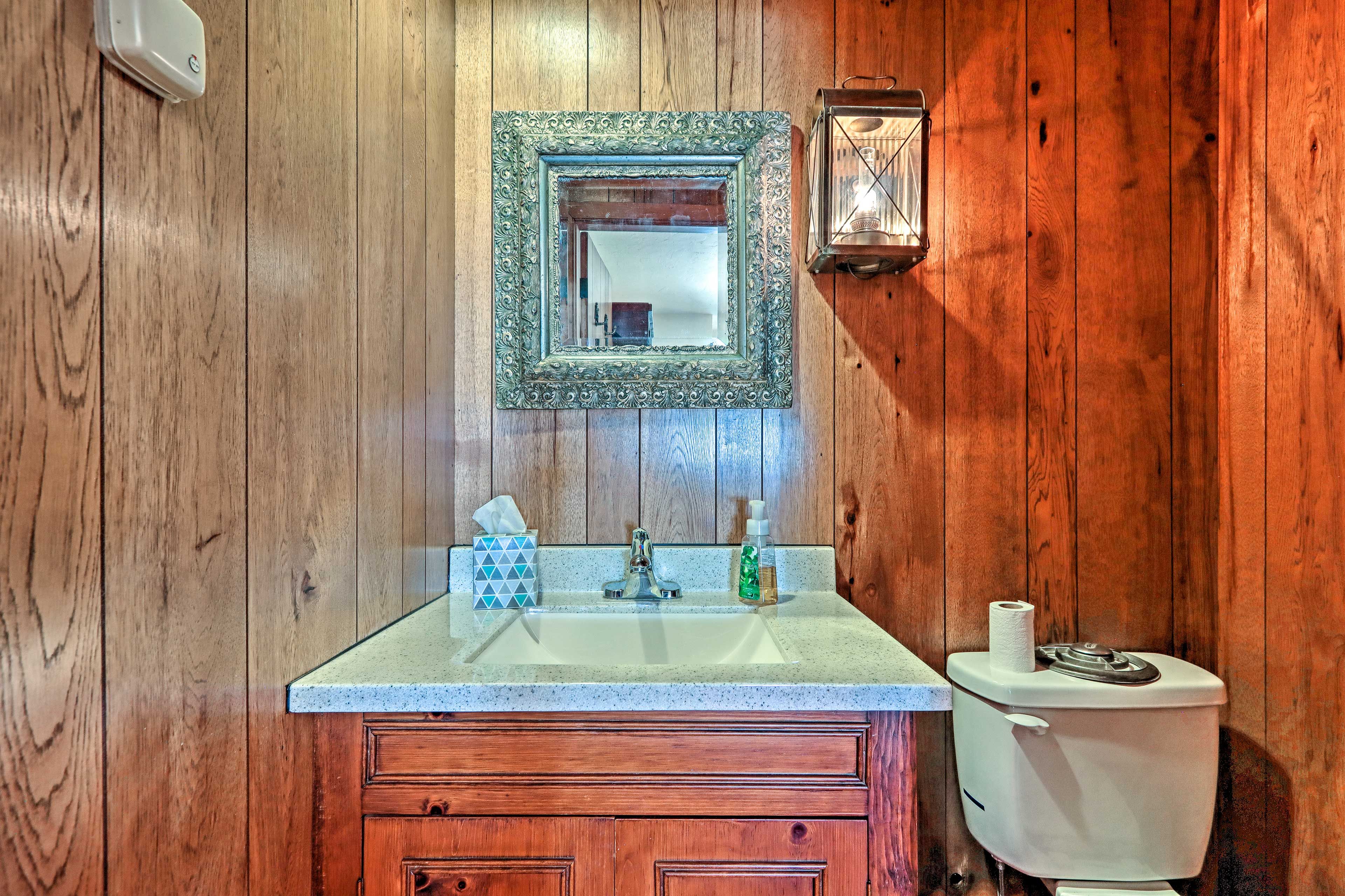 Half Bathroom | 1st Level
