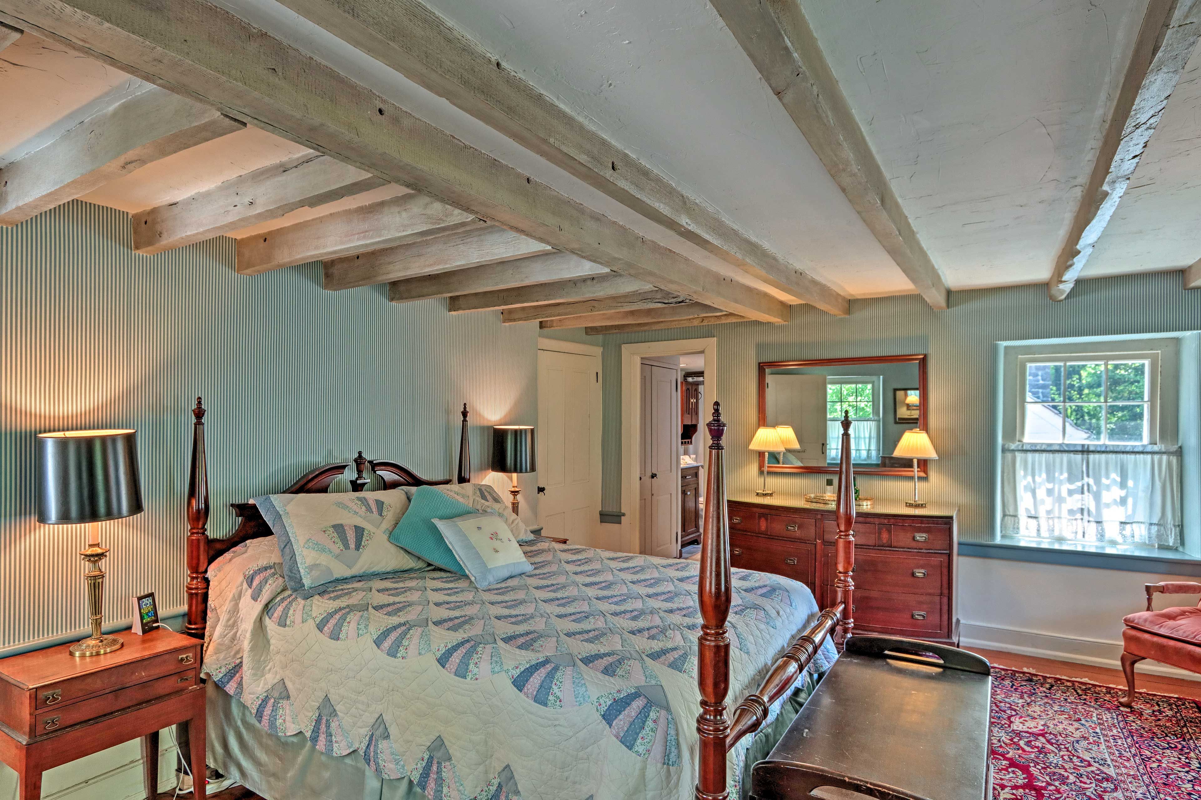 Bedroom 2 | 2nd Level | Queen Bed