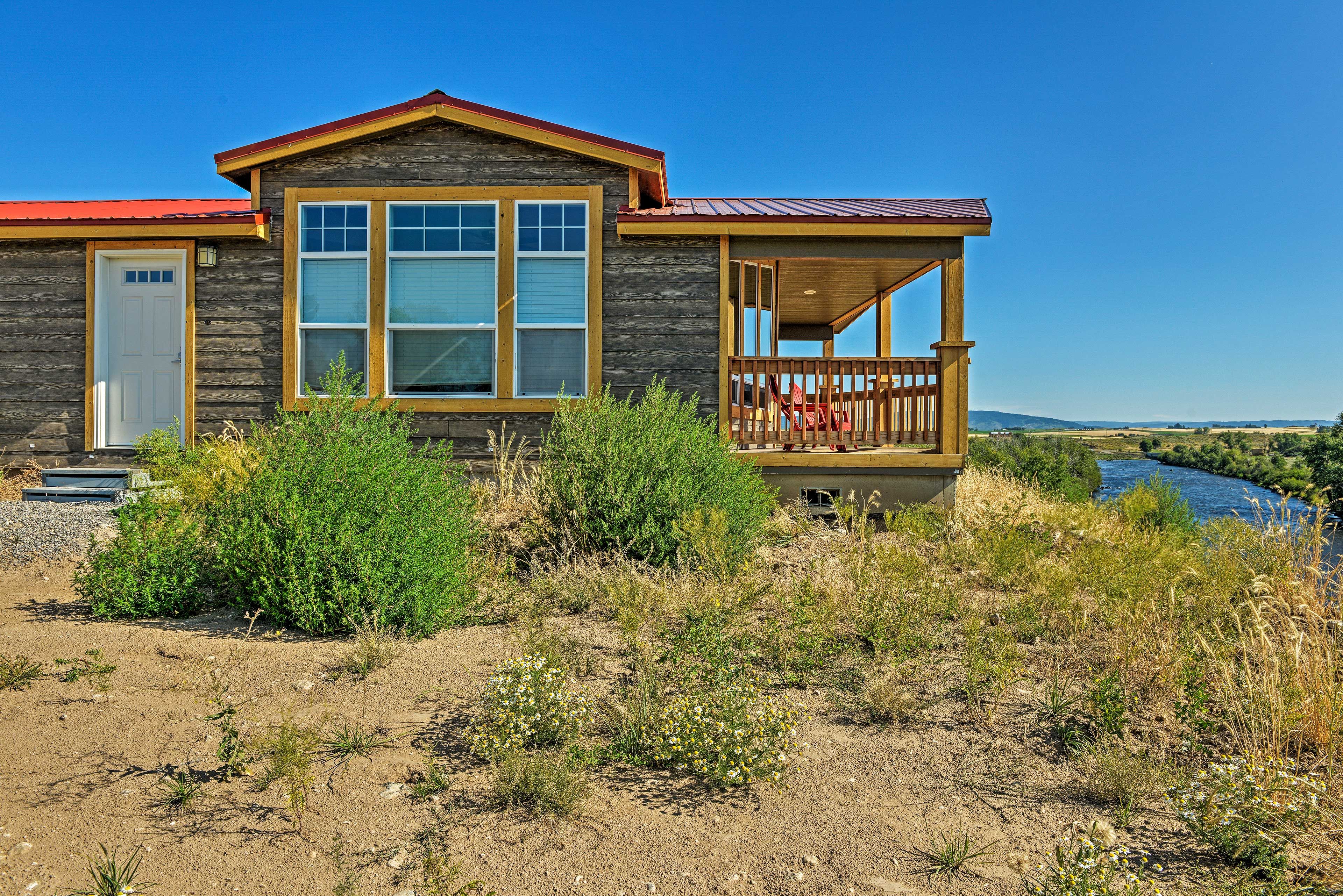 Cabin Exterior | Riverfront