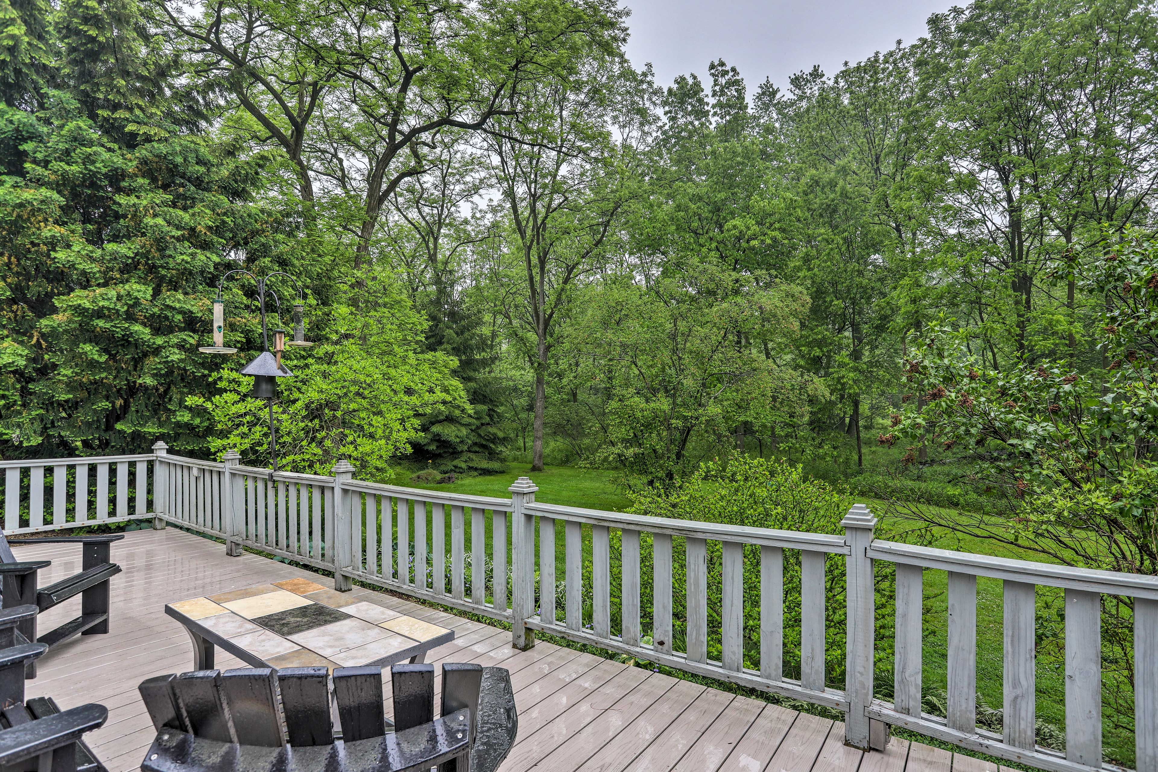 Private Balcony | 2 Steps for Access
