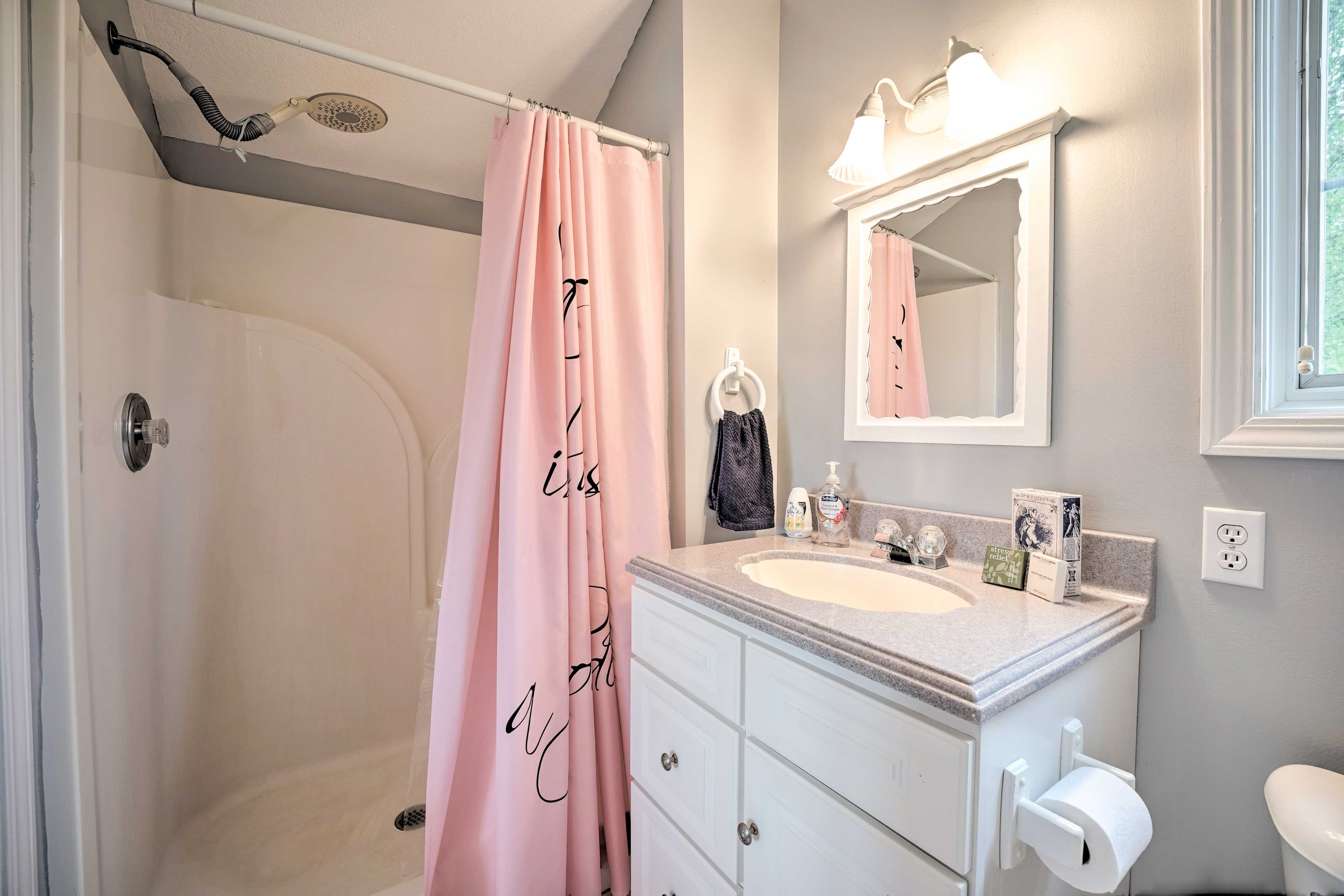 Full Bathroom