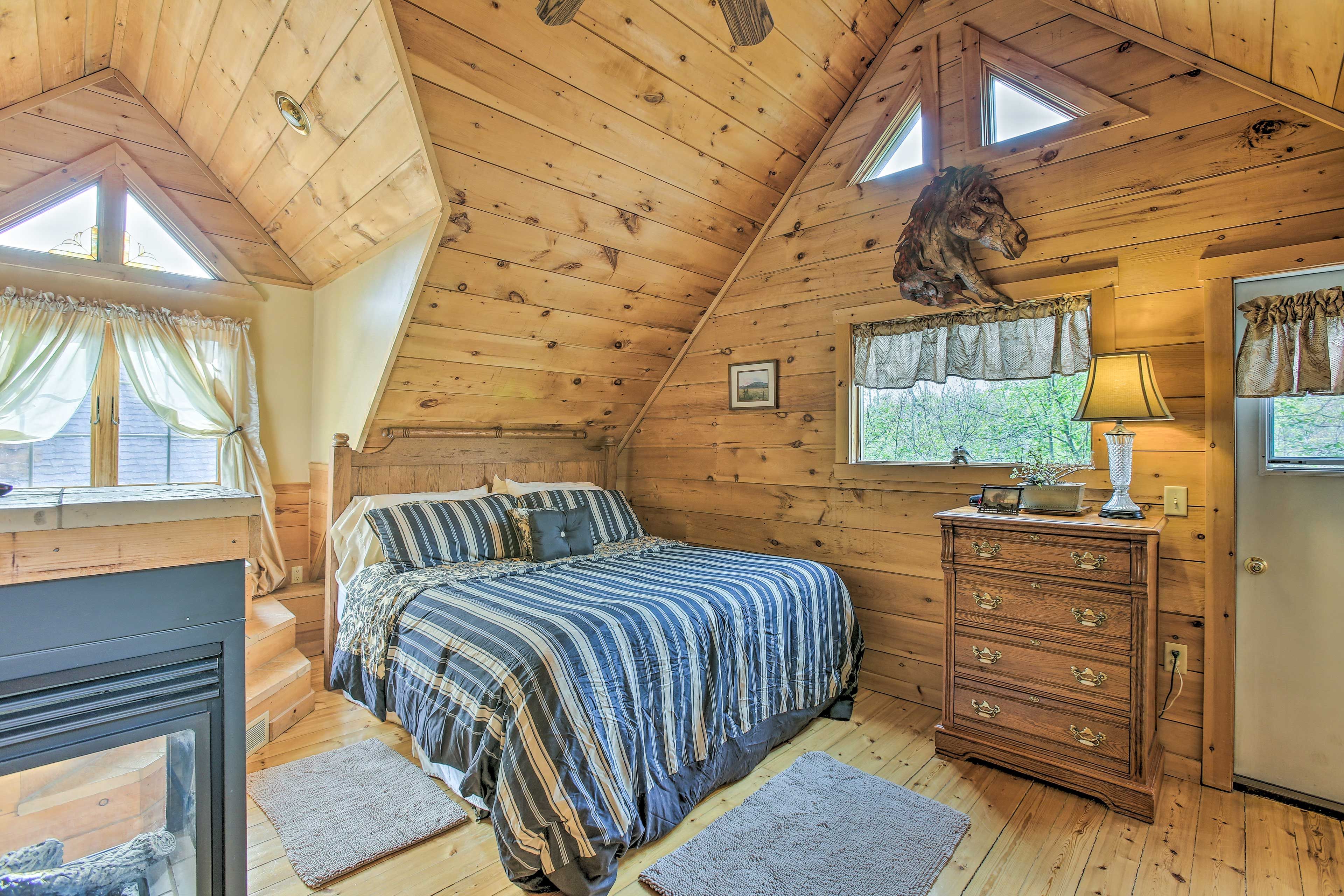 Bedroom 3 | 2nd Floor | King Bed