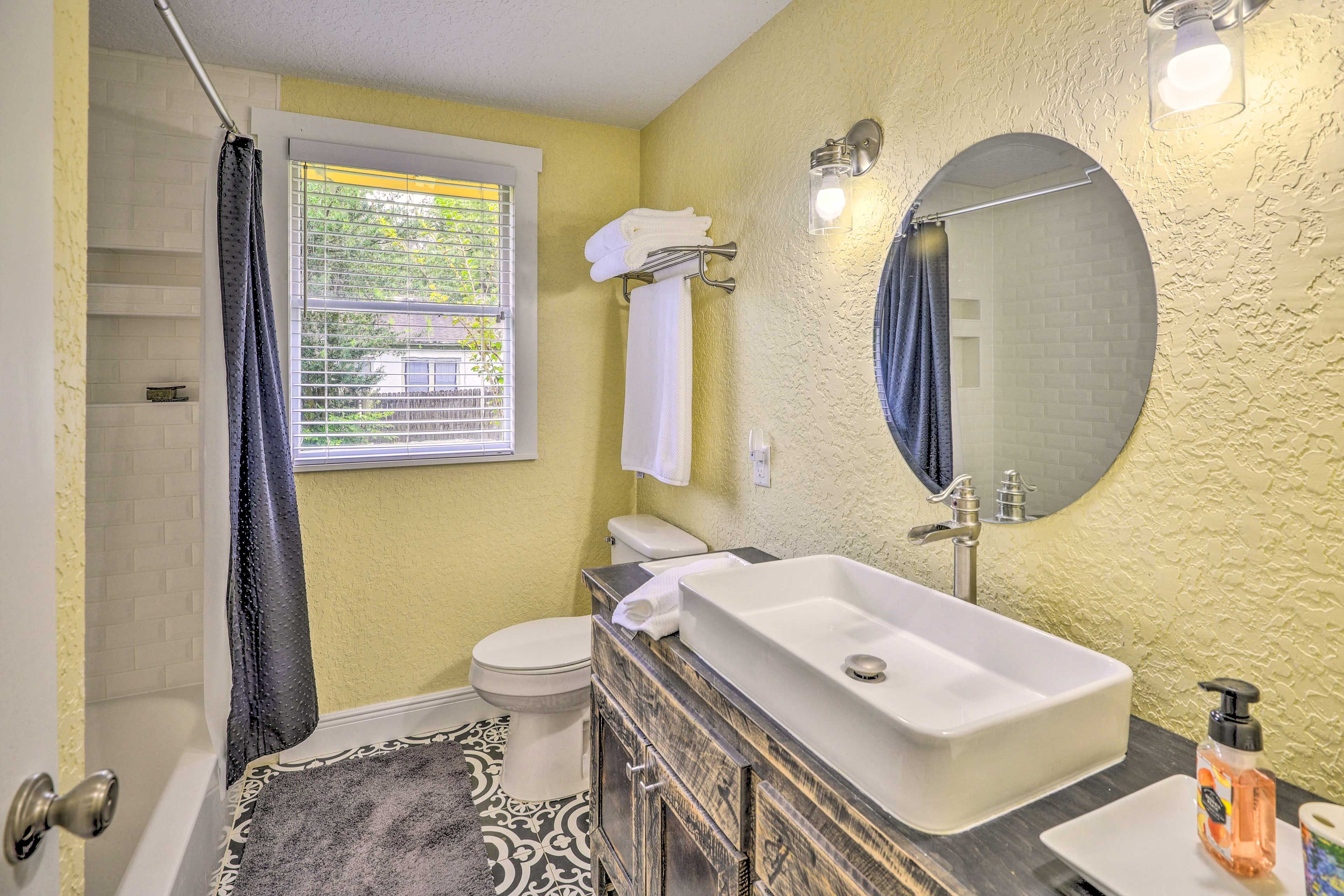 Full Bathroom