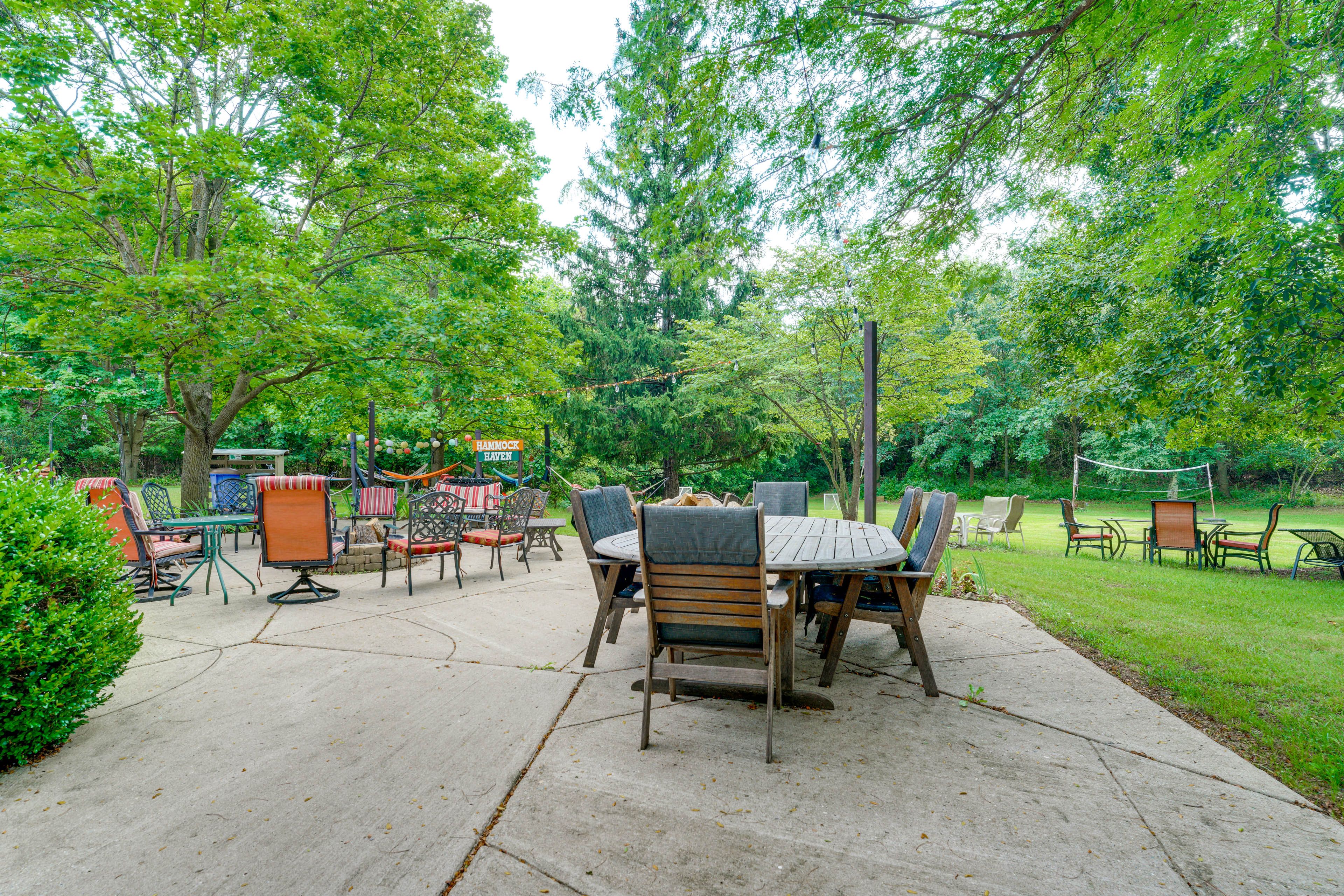 Adrian Vacation Rental | 3BR | 2BA | 2,200 Sq Ft