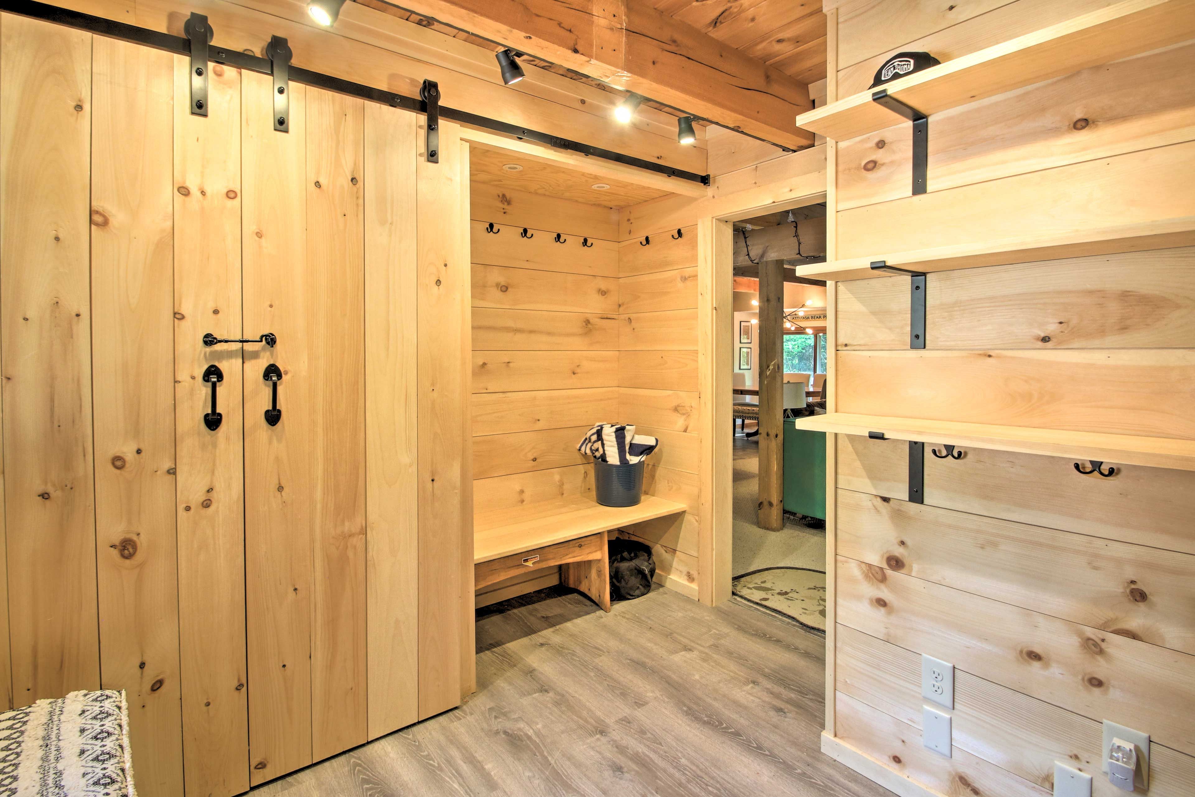 Mudroom | Stairs Required for Access | Keyless Entry