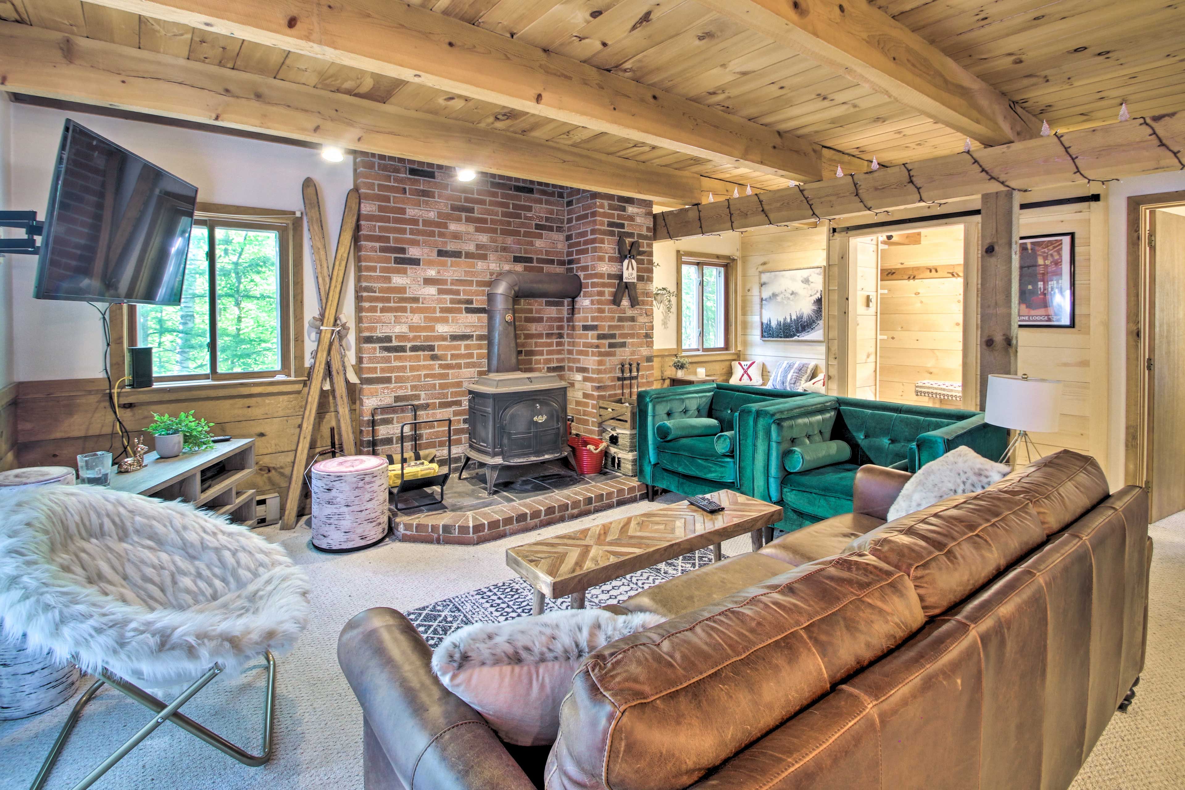 Living Room | Main Floor | Wood-Burning Stove | Smart TV