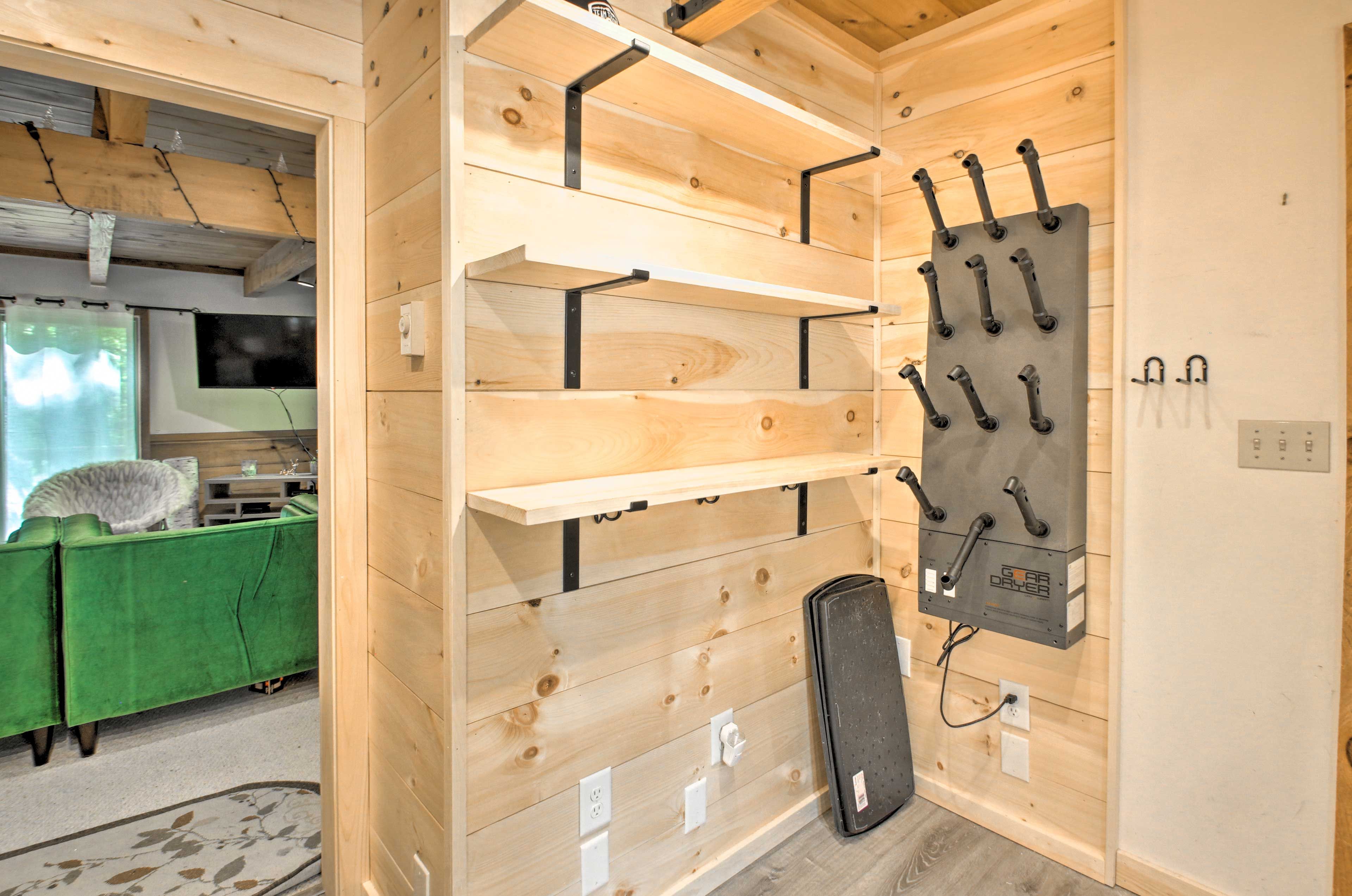 Mudroom | Boot Dryer