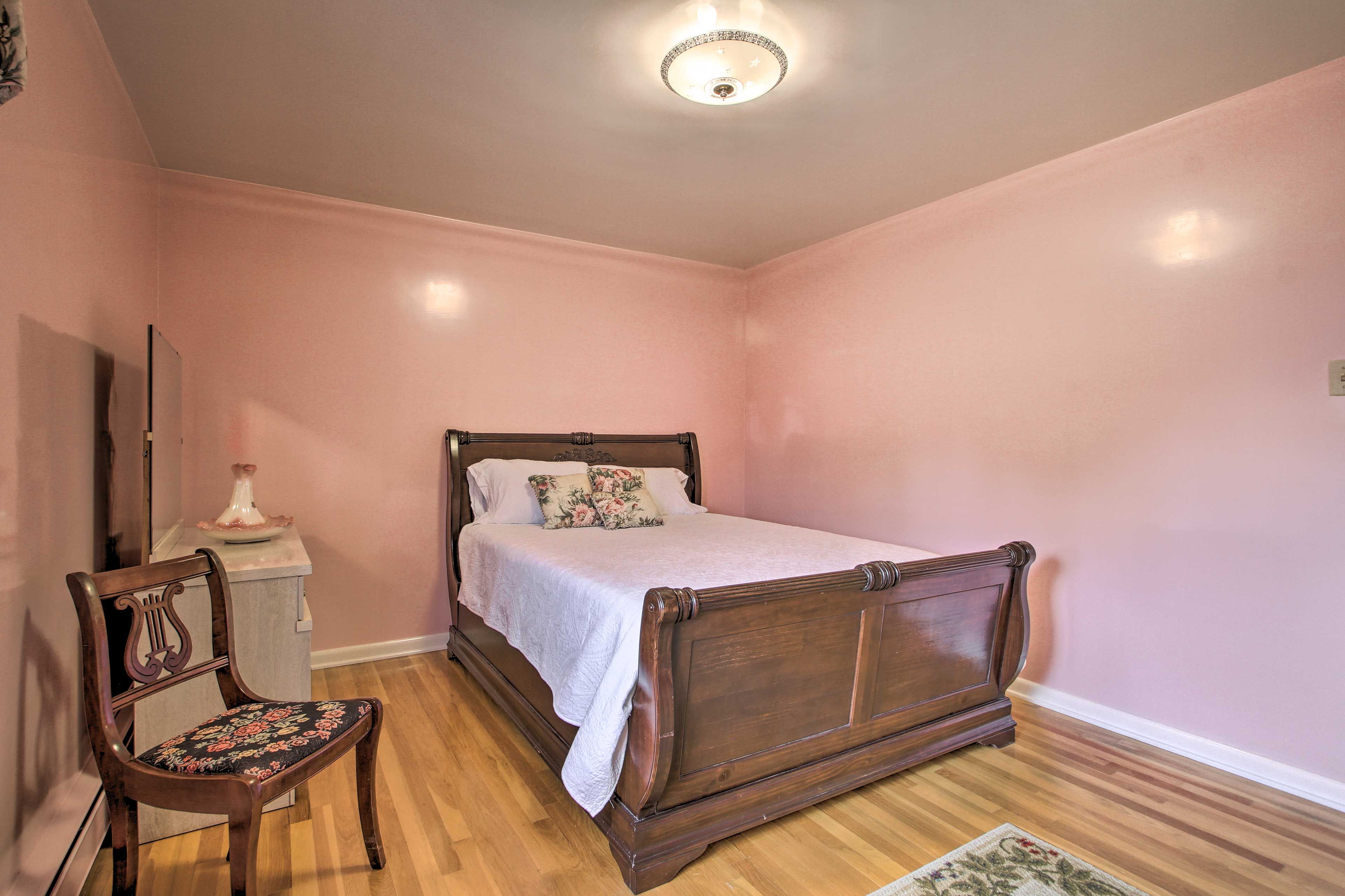 Bedroom 1 | 1st Floor
