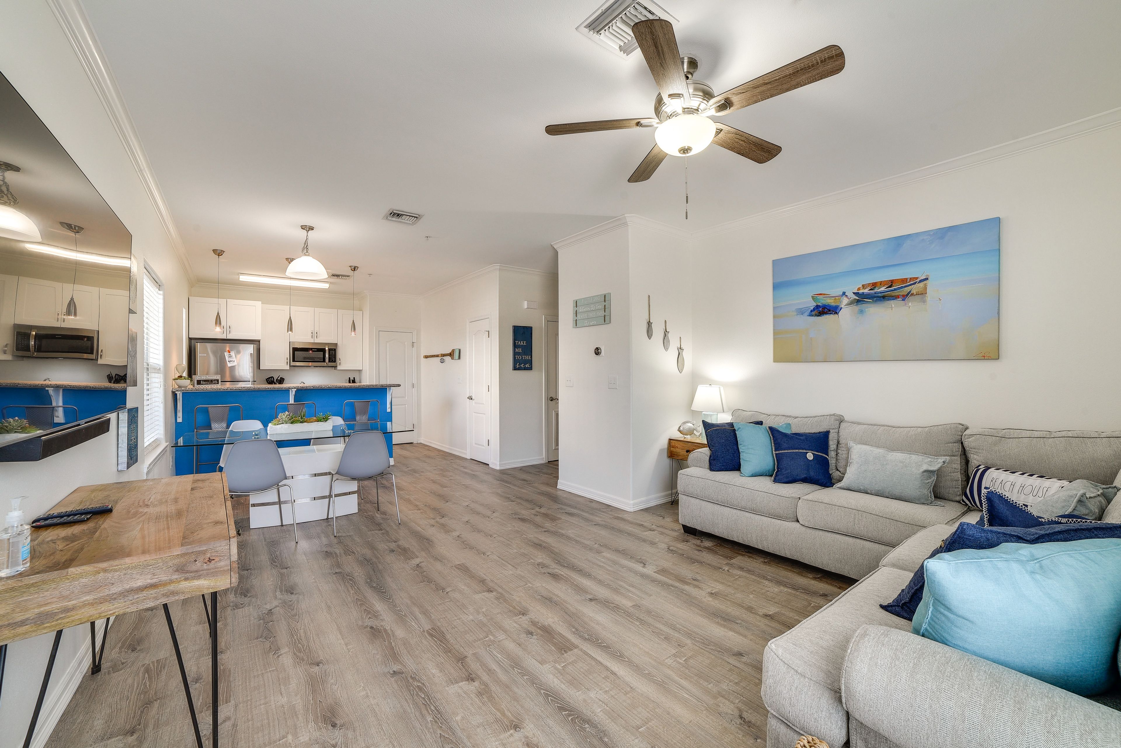 Living Room | Central A/C | Self Check-In/Out