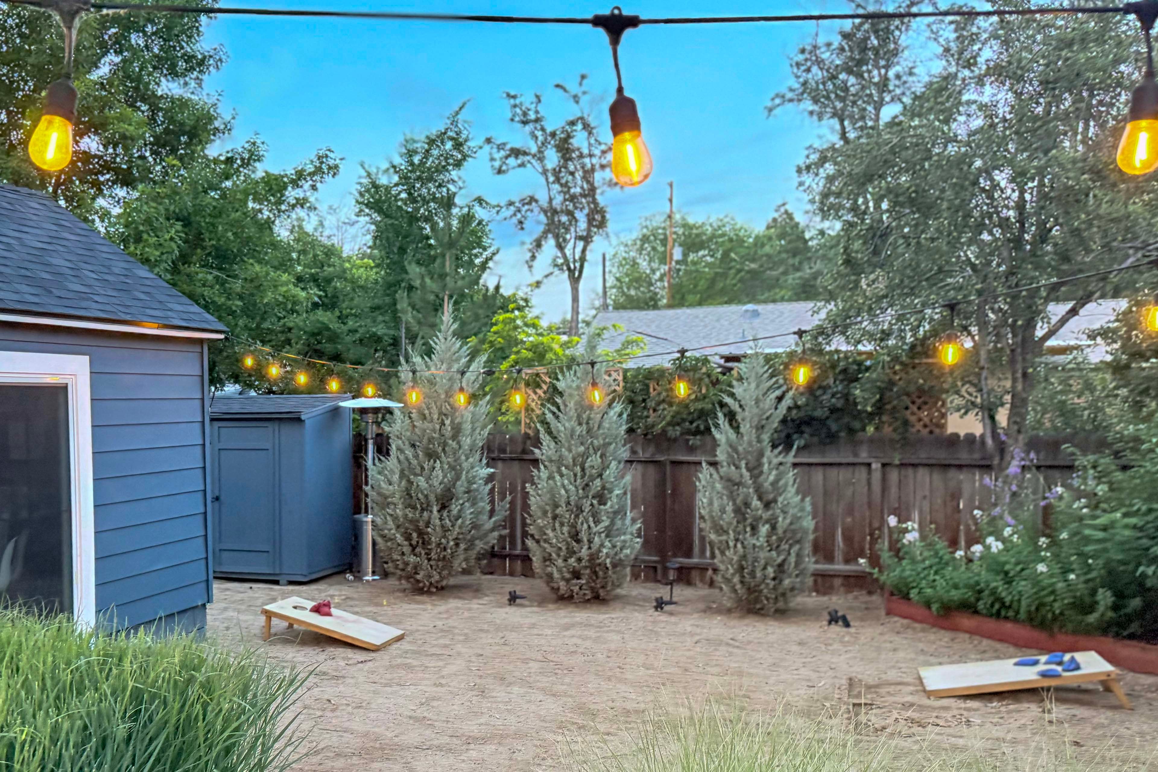 Private Yard | Cornhole